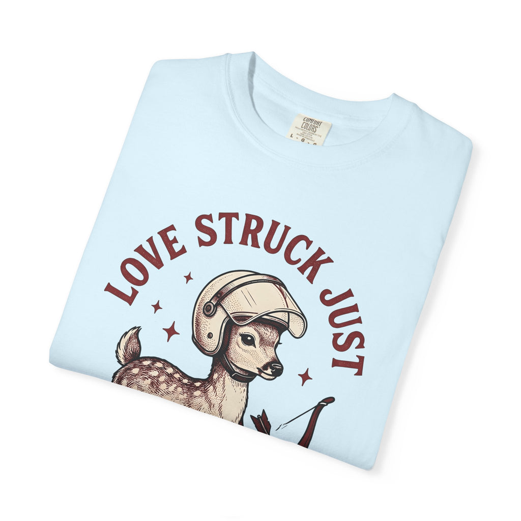 Buck Helmet Shirt Funny Nature Gift Women Classic Tee Deer Hunter T-Shirt Humor Fan Wildlife Graphic Illustration Pencil Art Hunting Bow