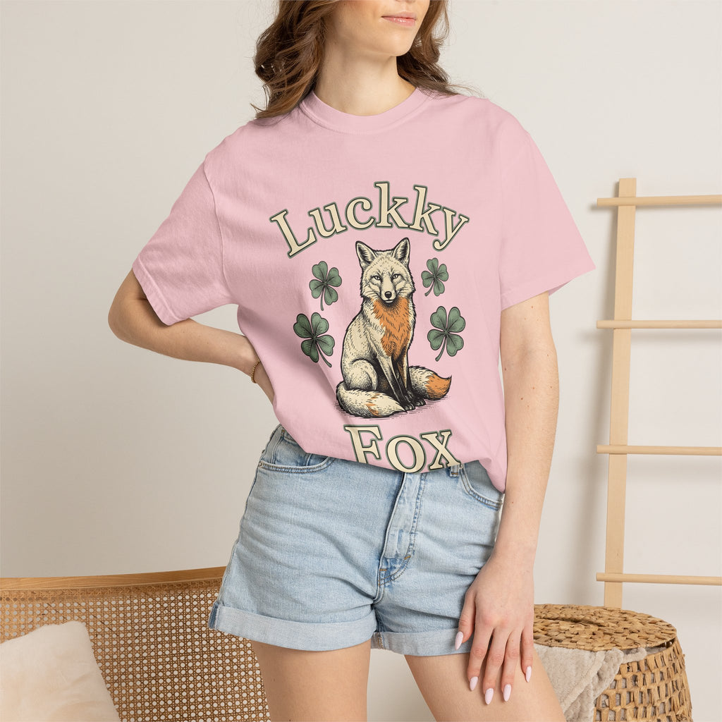 Fox Design Shirt St. Patrick's Day Fauna Gift Women Old School Tee Fox T-Shirt Irish Fan Vixen Graphic Retro Tshirt Line Art Lucky Clover