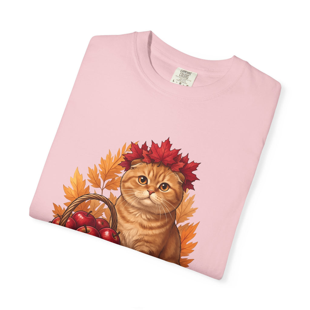 Orange Kitten Shirt Cat Harvest Gift Women Cartoon Tee Kitten T-Shirt Cat Fan Feline Tshirt Autumn Graphic Doodle Apple Crate Tshirt
