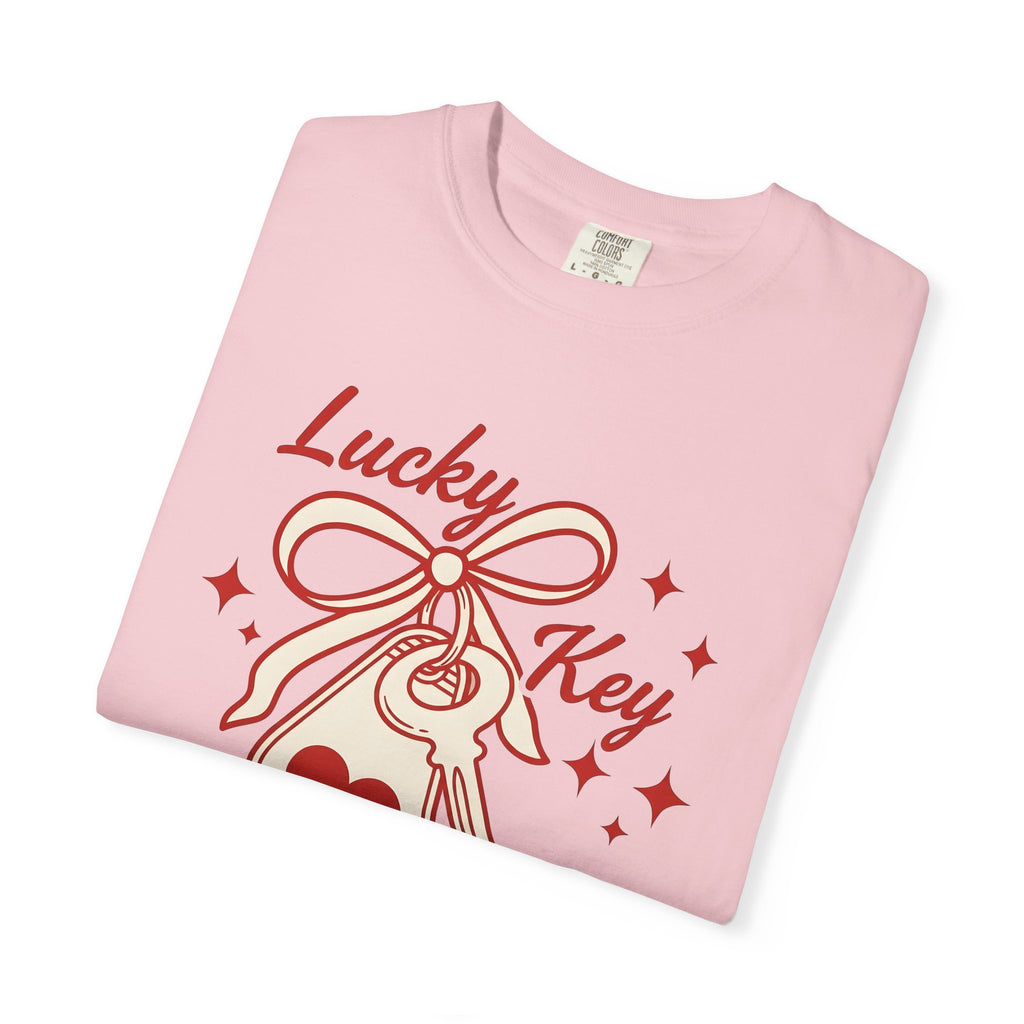Love Heart Shirt St. Valentine's Day Romance Gift Women Vintage Tee Heart T-Shirt Valentine Fan Distressed Tshirt Amour Graphic Retro Bow