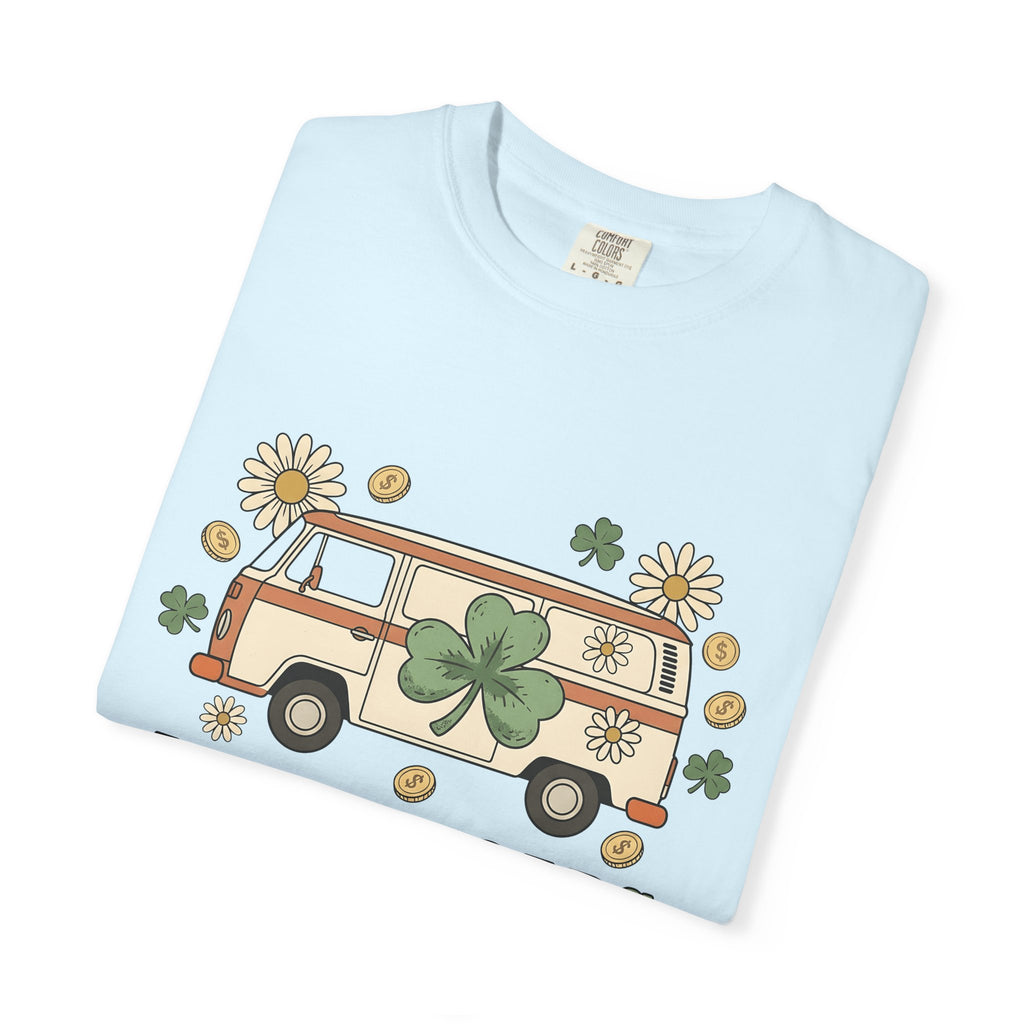 Camper Four Leaf Shirt St Patrick's Day Journey Gift Women Retro Tee Lucky Charm T-Shirt Shamrock Fan Retro Style Tshirt Travel Graphic