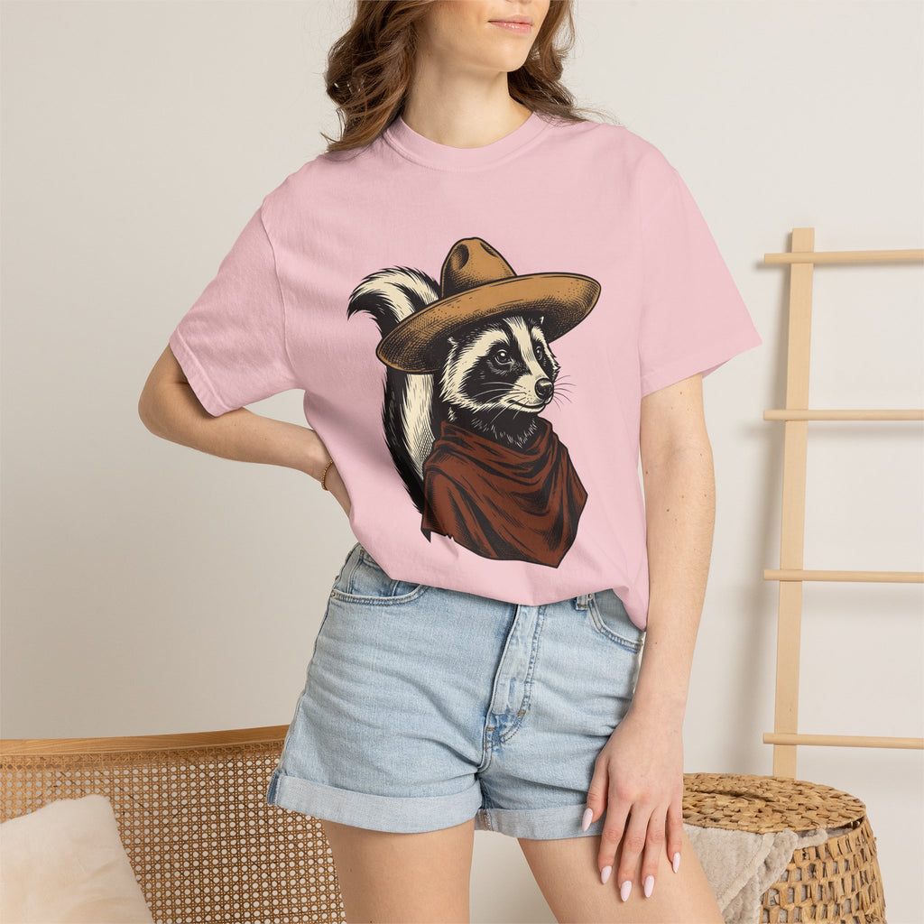 Raccoon Sombrero Shirt Animal Wild West Gift Women Distressed Tee Trash Panda T-Shirt Animal Fan Vintage Tshirt Cowboy Graphic Doodle