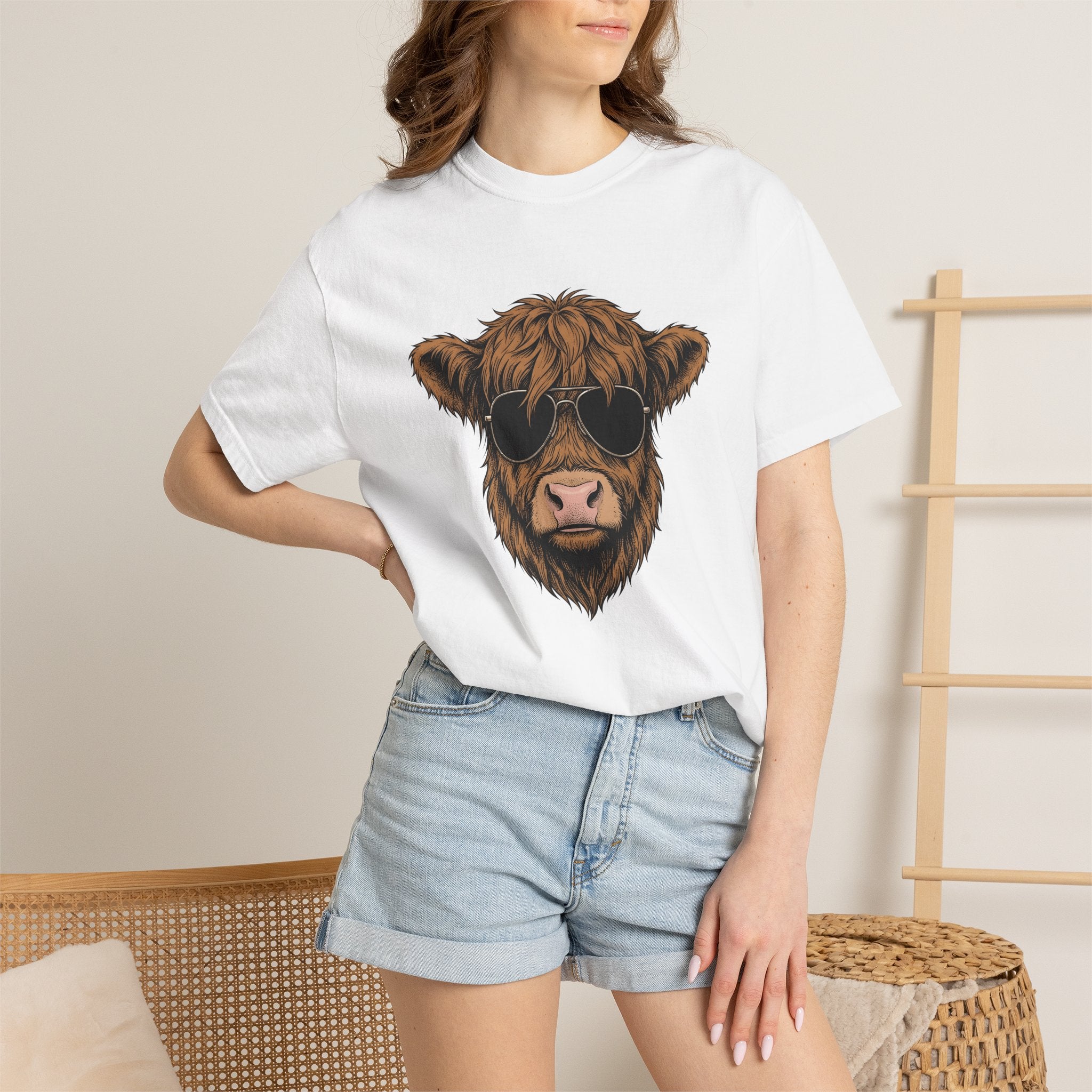 Mountain Cow Shirt Highland Cow Livestock Gift Women Hippie Tee Cow T-Shirt Highland Fan Bohemian Tshirt Farm Graphic Old School Eyewear