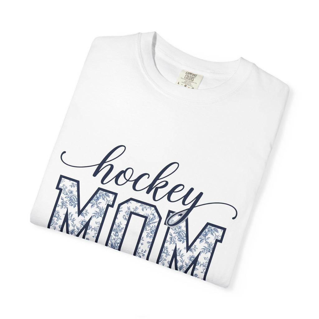 Flower Varsity Letters Shirt Mom Athletics Gift Women Retro Tee Letterman T-Shirt Mother Fan Vintage Tshirt Sports Graphic Sketch Floral