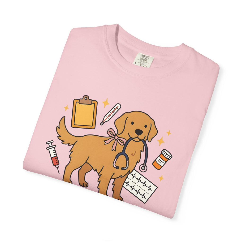 Retriever Dog Shirt Nurse Puppy Fan Gift Women Hand Drawn Tee Dog T-Shirt Healthcare Enthusiast Illustrated Graphic Dog Minimalist Vet