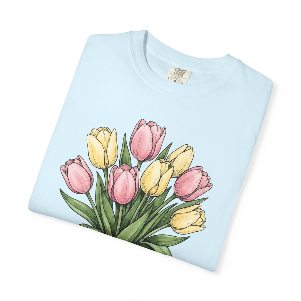 Tulip Bunch Shirt Easter Blossoms Gift Women Flower Illustration Tee Bouquet T-Shirt Spring Fan Floral Tshirt Floral Graphic Retro Bow