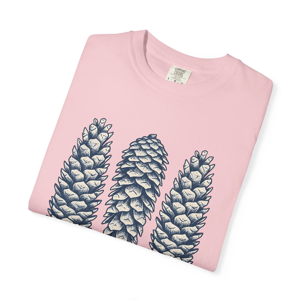 Pine Cones Shirt Nature Camping Gift Women Floral Tee Pine T-Shirt Outdoors Enthusiast Botanical Tshirt Outdoor Graphic Retro Forest Tshirt