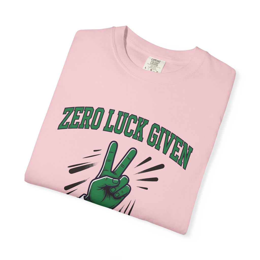 Green Hand Peace Symbol Shirt St Patrick's Day Comedy Gift Women Illustration Tee Peace Sign T-Shirt Shamrock Fan Hippie Tshirt Humor