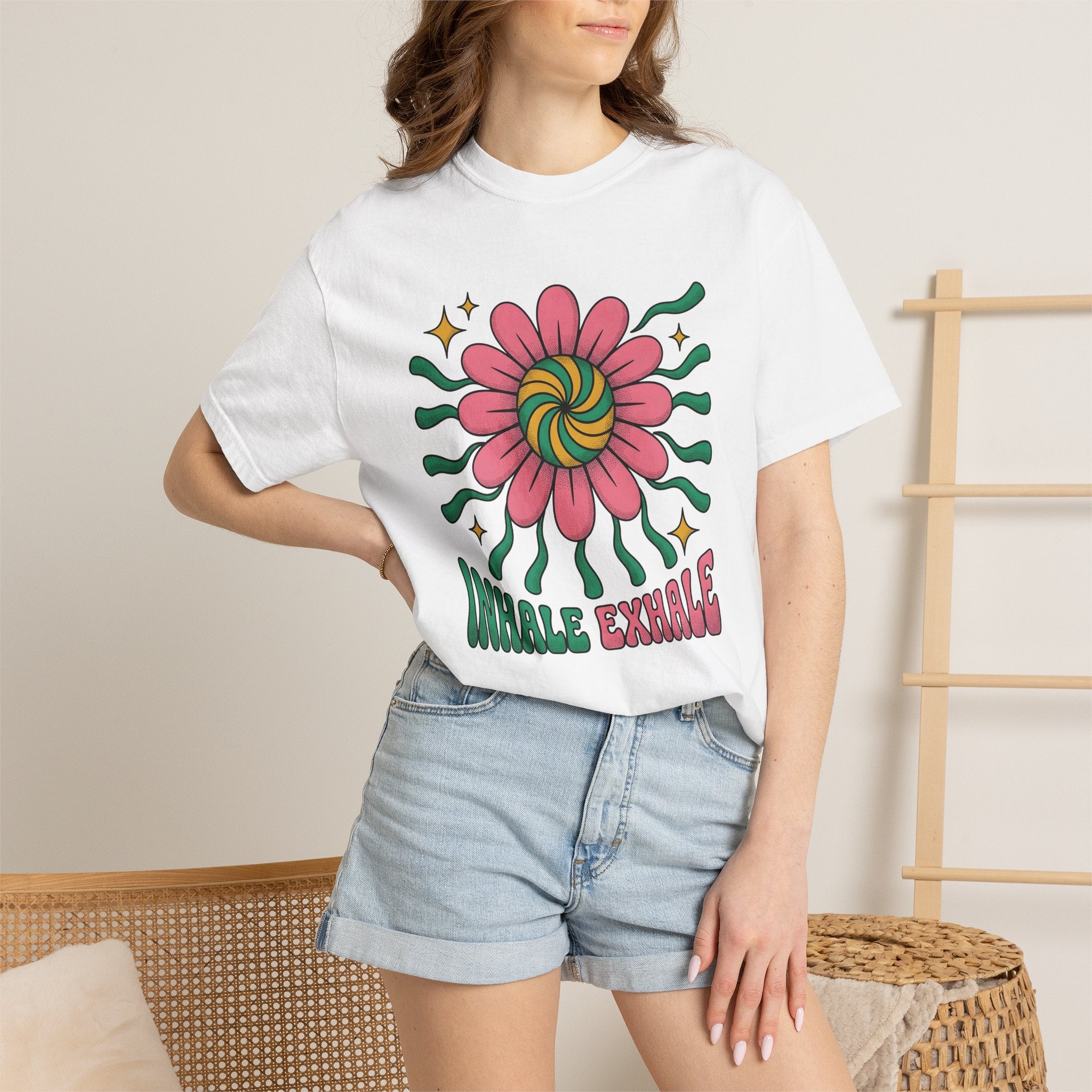 Floral Pattern Shirt Boho Chic Wellness Gift Women Funky Tee Flower T-Shirt Bohemian Enthusiast Artistic Tshirt Wellness Graphic Sketch