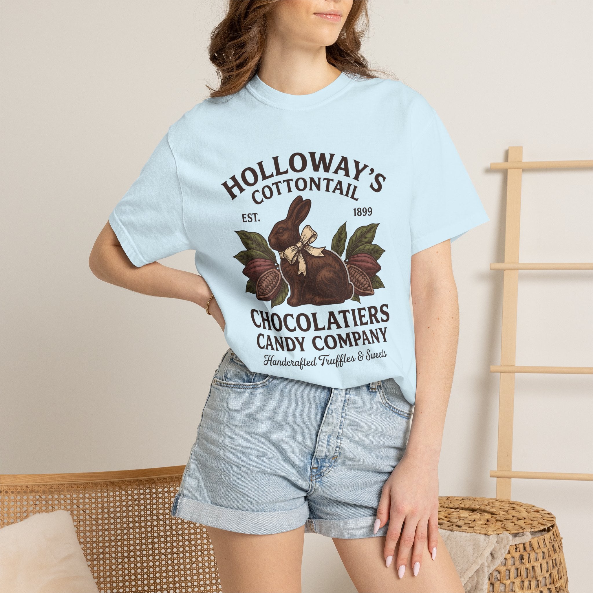 Chocolate Rabbit Shirt Easter Treats Gift Women Old School Tee Chocolate Bunny T-Shirt Easter Fan Chocolatey Tshirt Sweets Graphic Line Art