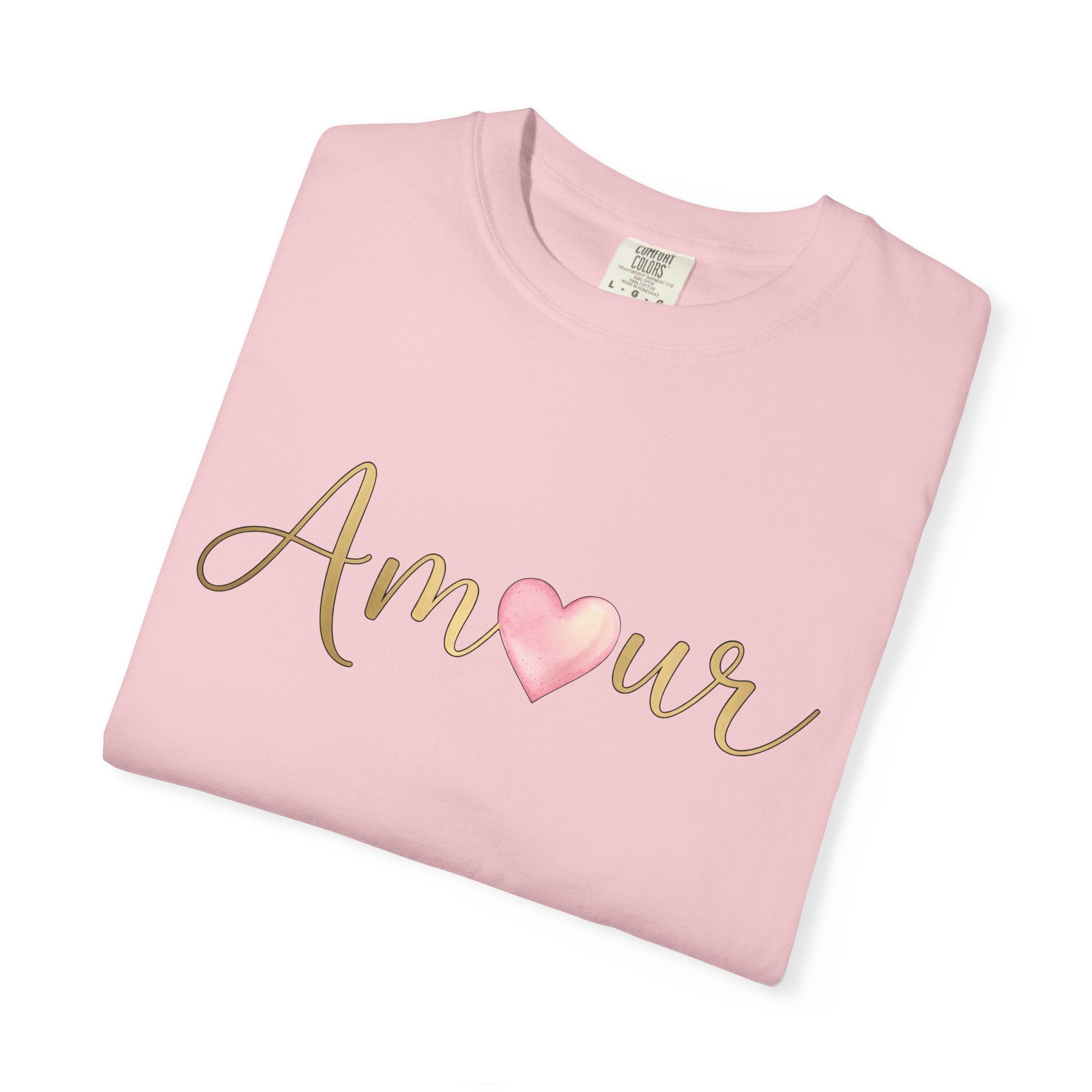 Heart Shape Shirt St. Valentine's Day Affection Gift Women Hand Drawn Tee Heart T-Shirt Valentine Fan Illustrated Graphic Heart Design Clean