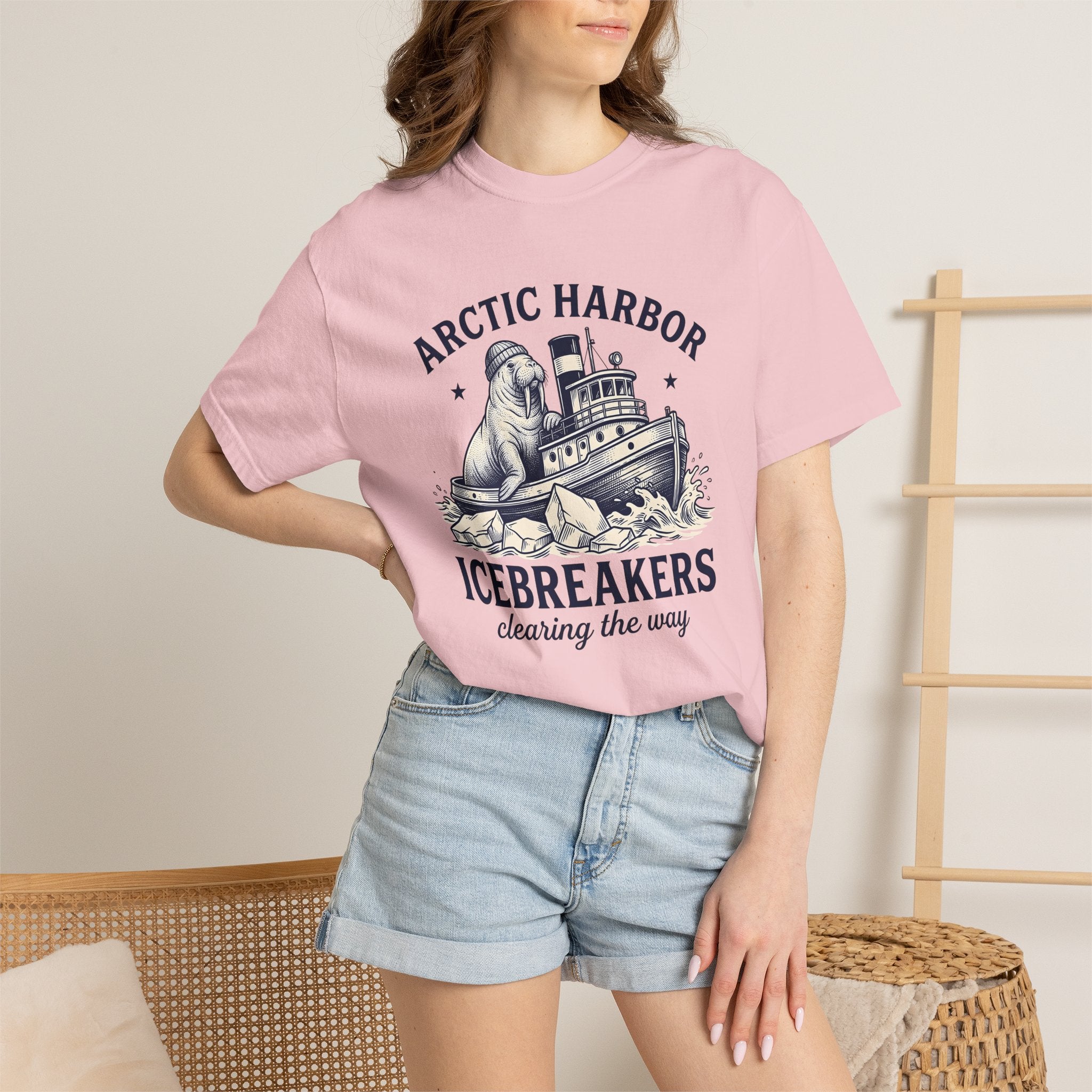 Walrus Boat Shirt Christmas Ocean Gift Women Vintage Tee Boat T-Shirt Winter Fan Maritime Tshirt Retro Illustration Sea Graphic Hand Drawn