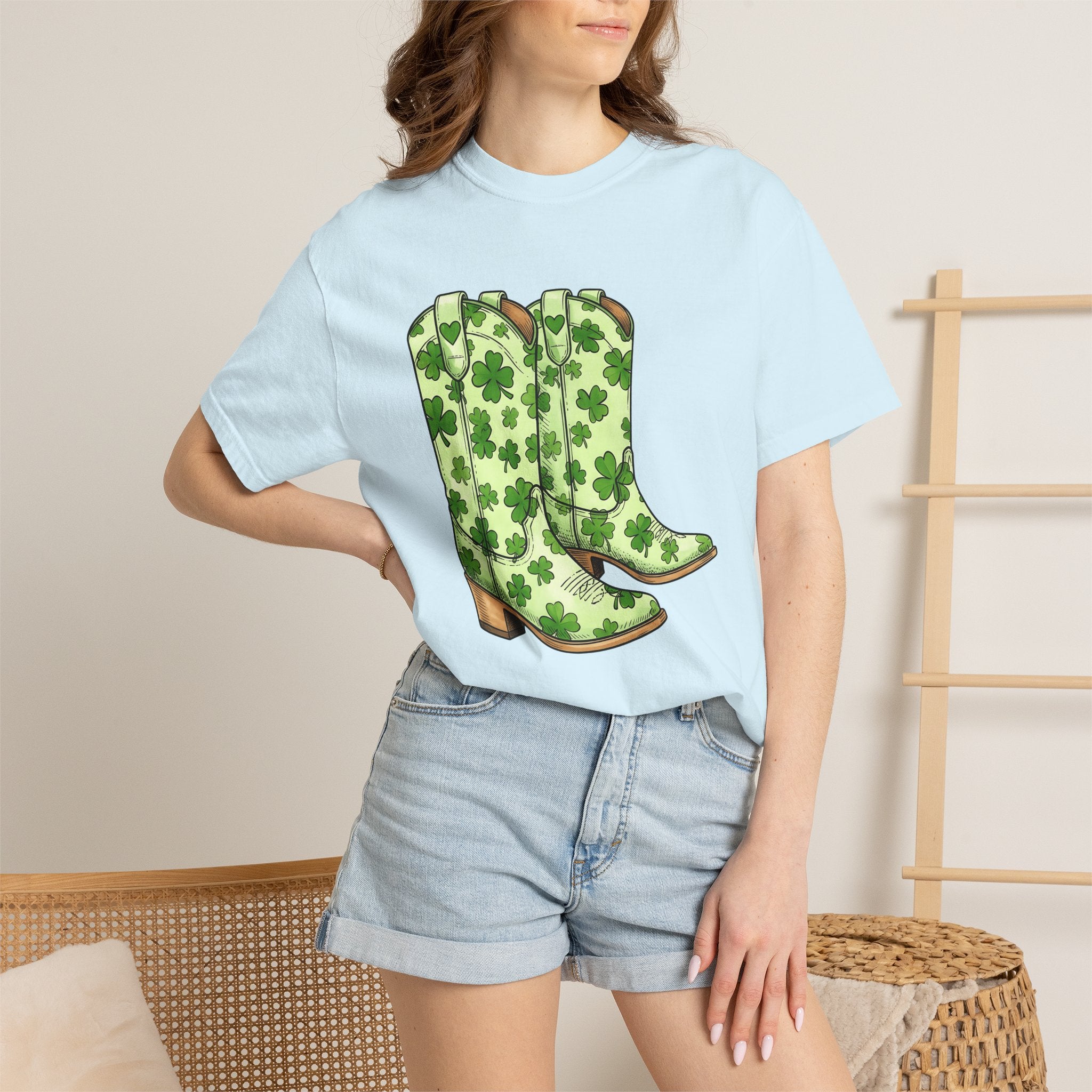Leather Boots Shirt St Patrick's Day Rodeo Gift Women Cartoon Tee Boot T-Shirt Shamrock Fan Comic Tshirt Cowboy Graphic Hand Drawn Lucky