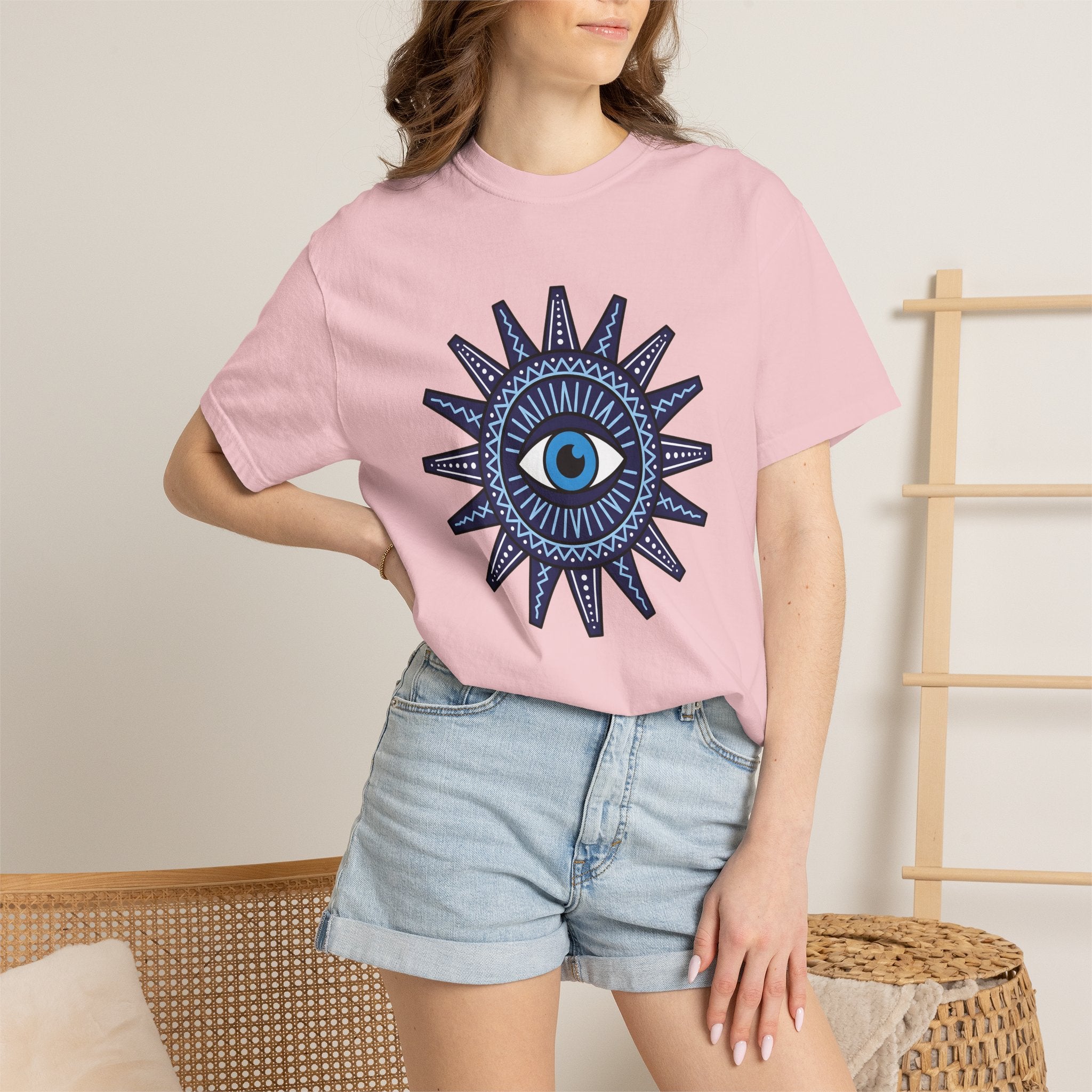Evil Eye Shirt Boho Chic Spiritual Gift Women Geometric Tee Nazar T-Shirt Bohemian Enthusiast Abstract Tshirt Mystical Graphic Minimalist