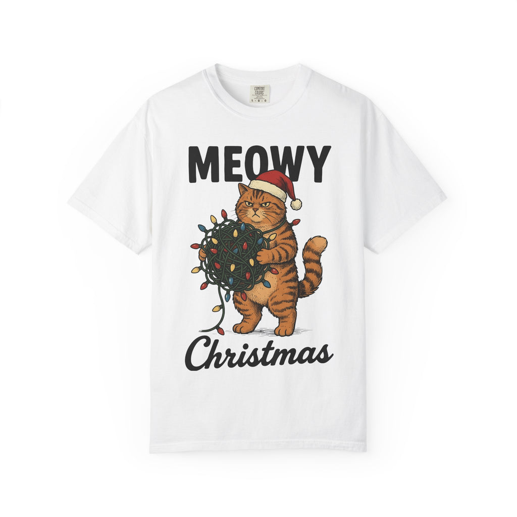 Cat Christmas Hat Shirt Christmas Critters Gift Women Line Art Tee Kitty T-Shirt Christmas Fan Feline Tshirt Animal Graphic Illustration