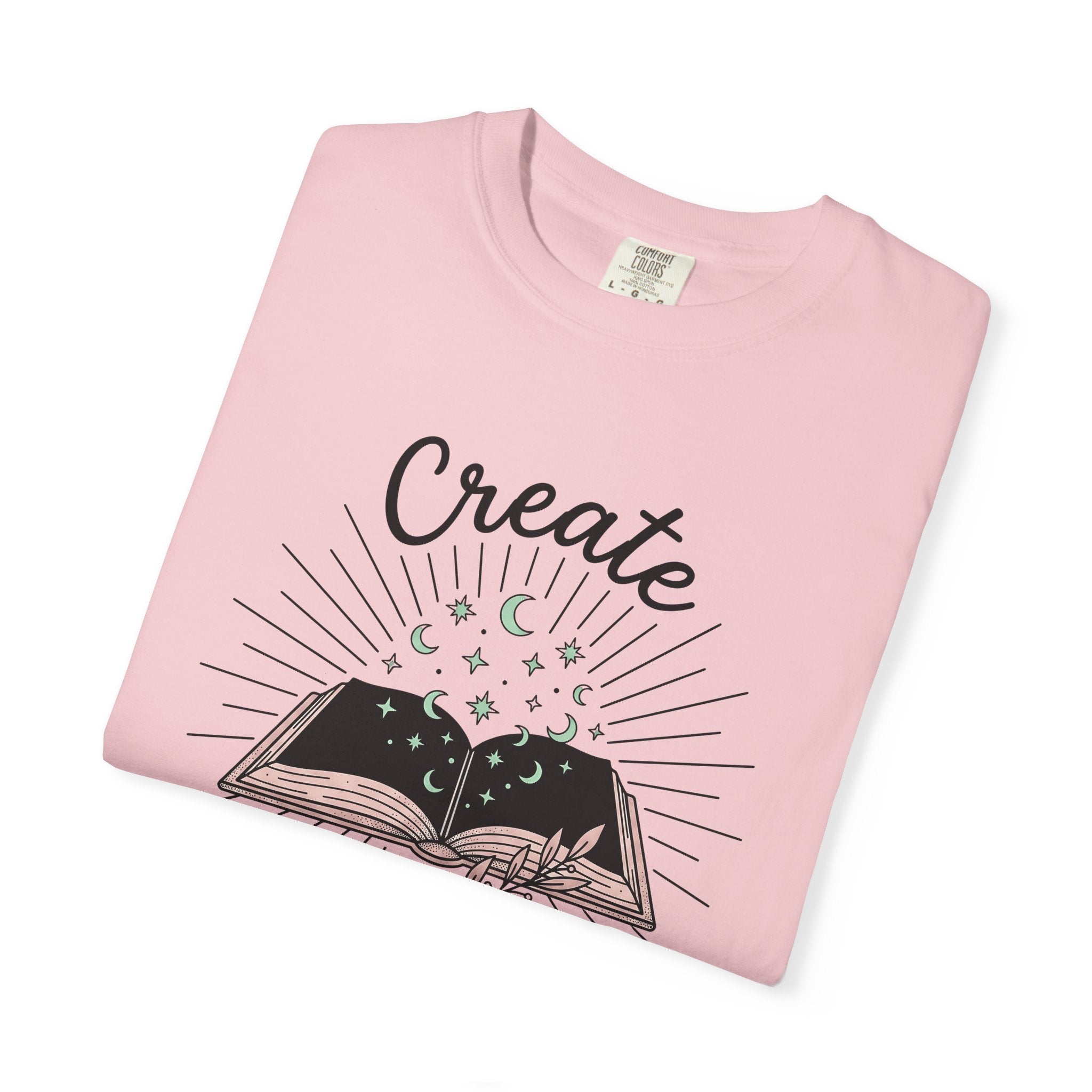 Open Book Shirt Boho Chic Witchy Gift Women Hand Drawn Tee Booklet T-Shirt Bohemian Fan Illustrated Tshirt Occult Graphic Minimalist Moon