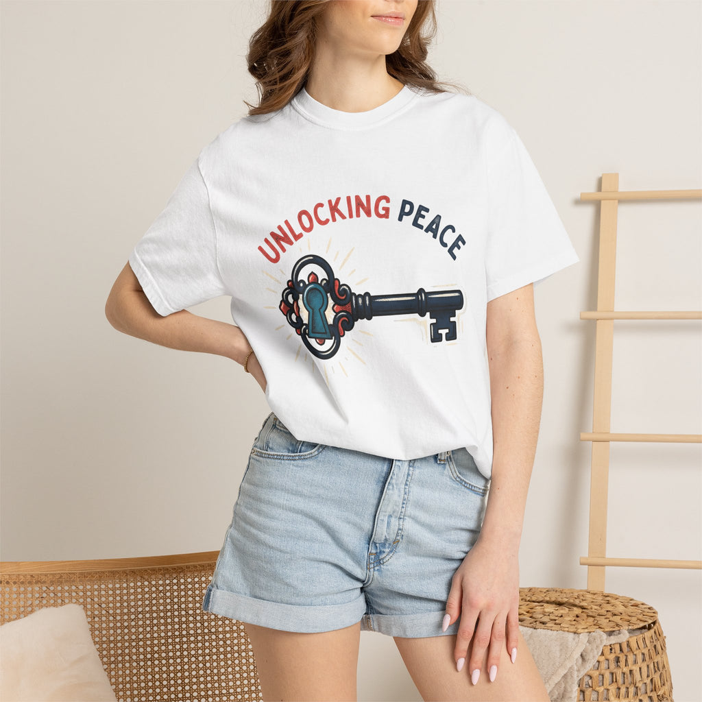 Vintage Key Shirt Boho Chic Spiritual Gift Women Hand Drawn Tee Antique Key T-Shirt Bohemian Fan Illustrated Tshirt Mystical Graphic Retro