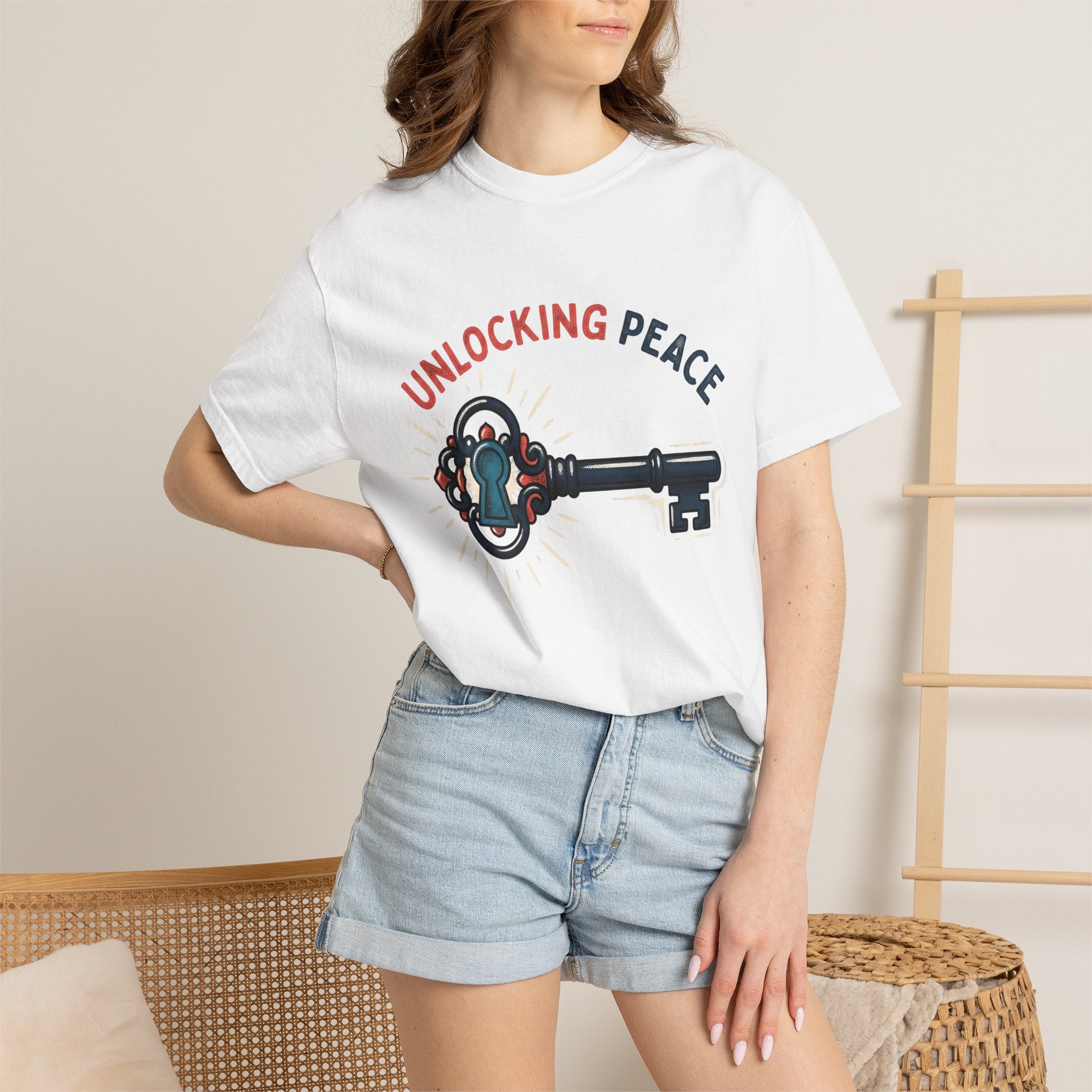 Vintage Key Shirt Boho Chic Spiritual Gift Women Hand Drawn Tee Antique Key T-Shirt Bohemian Fan Illustrated Tshirt Mystical Graphic Retro