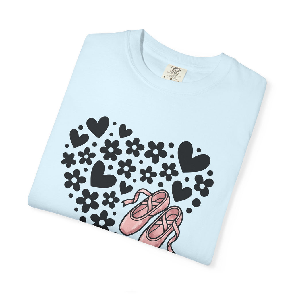 Ballet Shoes Shirt Moms Dance Gift Women Cute Tee Pointe Shoes T-Shirt Mother Enthusiast Adorable Tshirt Dancing Graphic Hand Drawn Heart