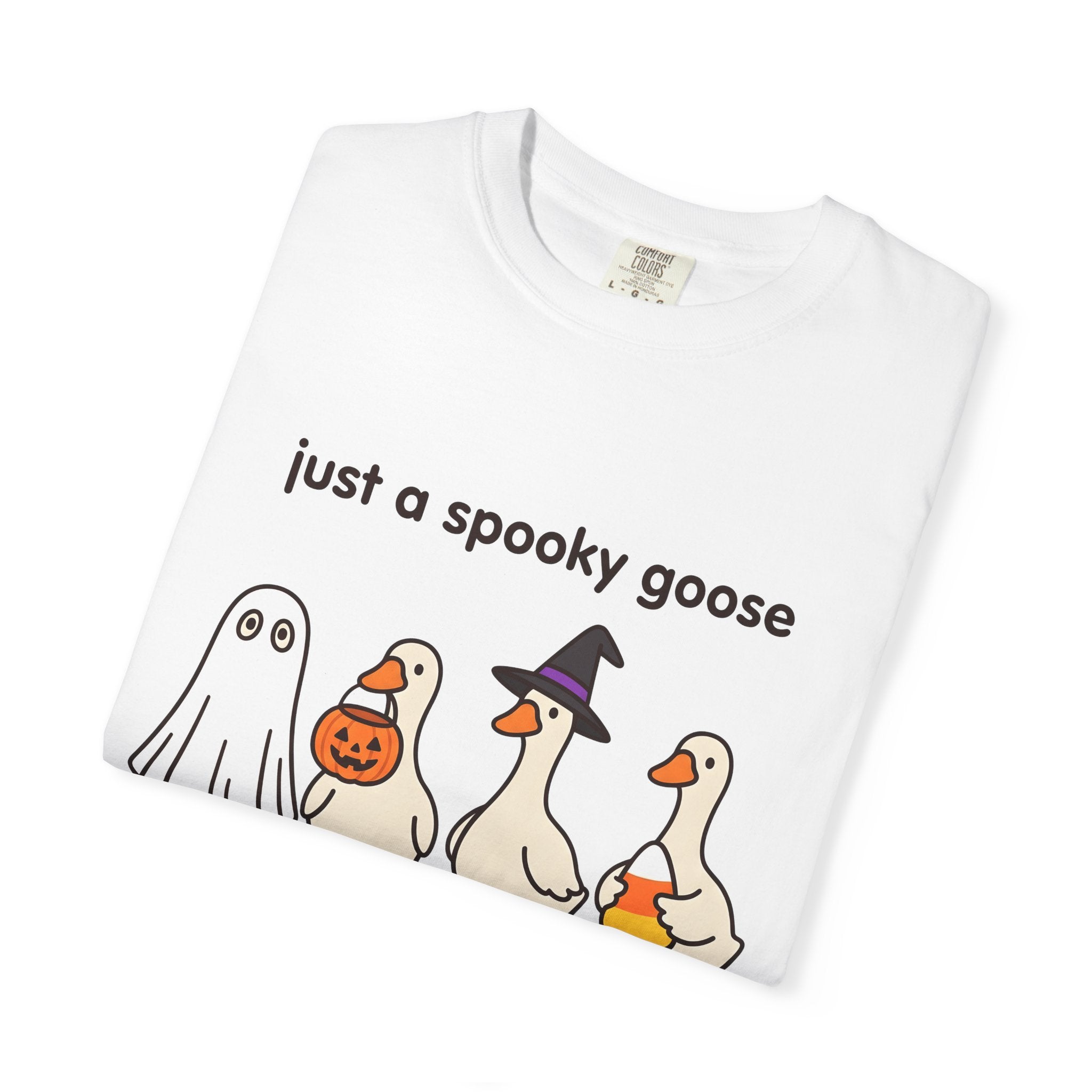 Geese Pack Shirt Halloween Creatures Gift Women Cartoonish Tee Flock T-Shirt Horror Fan Spooky Tshirt Beast Graphic Basic Trick-Or-Treat