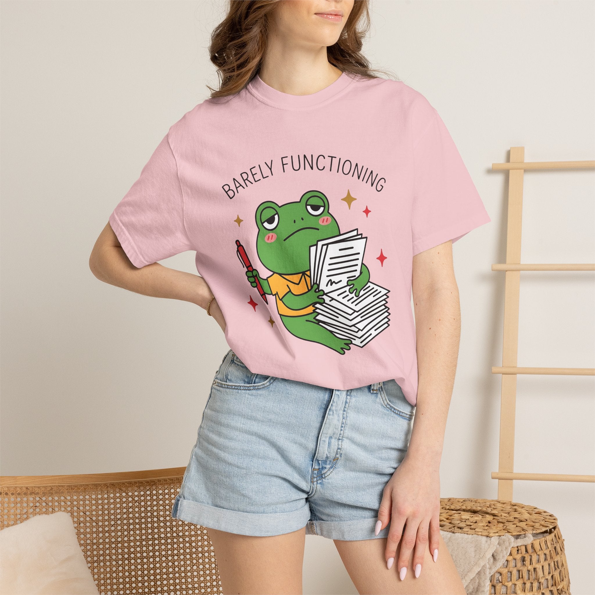 Frog Documents Shirt Teachers Jokes Gift Women Cute Tee Document Papers T-Shirt Educator Enthusiast Cartoon Tshirt Humor Graphic Comic