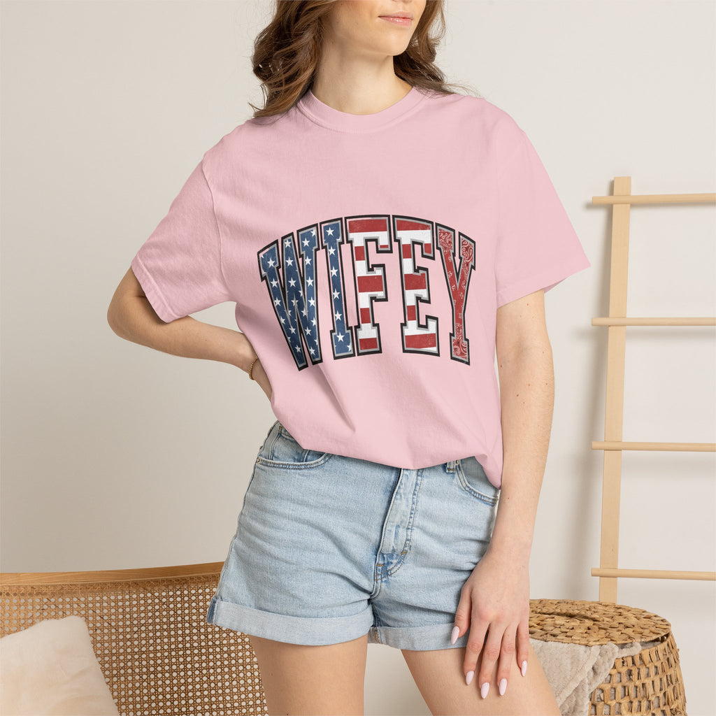 American Flag Lettering Shirt America/4th Of July Spouse Gift Women Grunge Tee Typography T-Shirt Patriot Fan Distressed Tshirt Husband