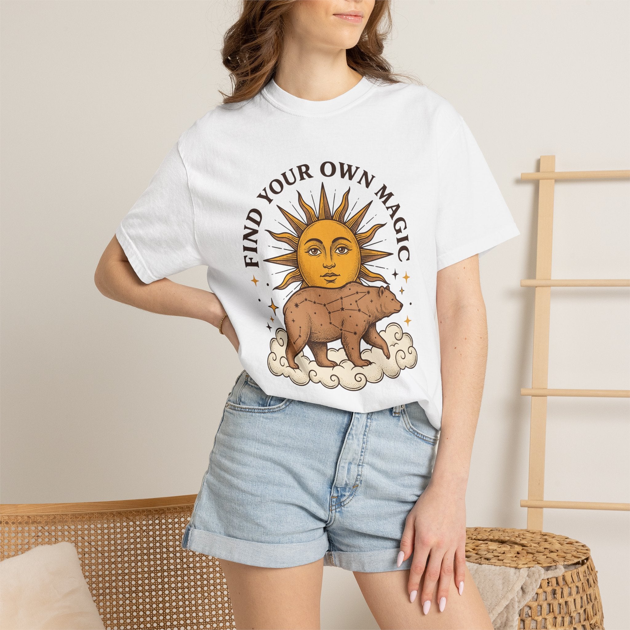 Bear Sun Shirt Cottagecore Wildlife Gift Women Whimsical Tee Ursa T-Shirt Homebody Fan Boho Tshirt Wildlife Graphic Hand Drawn Stars Tshirt