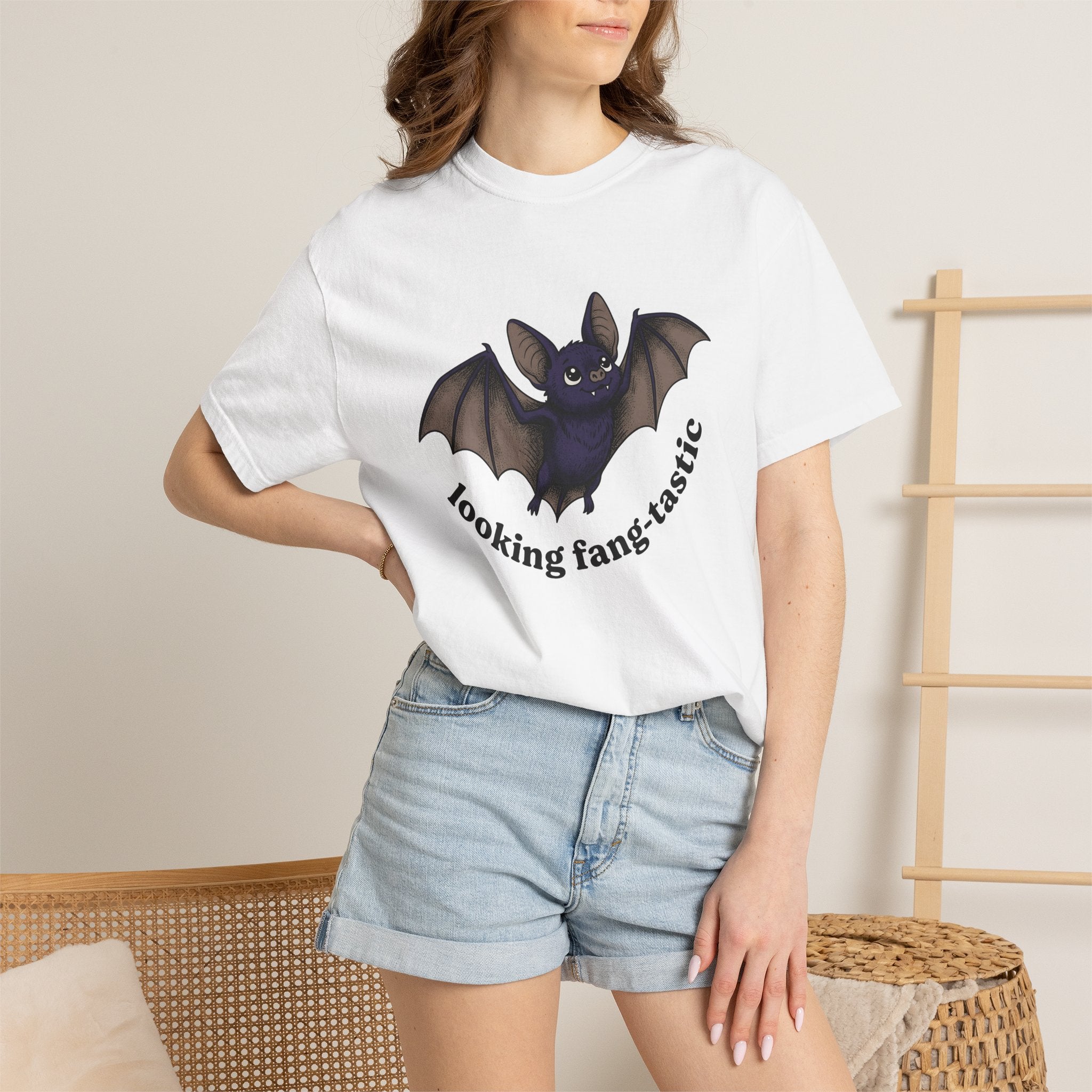 Cute Bat Shirt Funny Animal Gift Women Cartoon Tee Bat T-Shirt Humor Fan Comic Tshirt Creature Graphic Hand Drawn Wings Tshirt