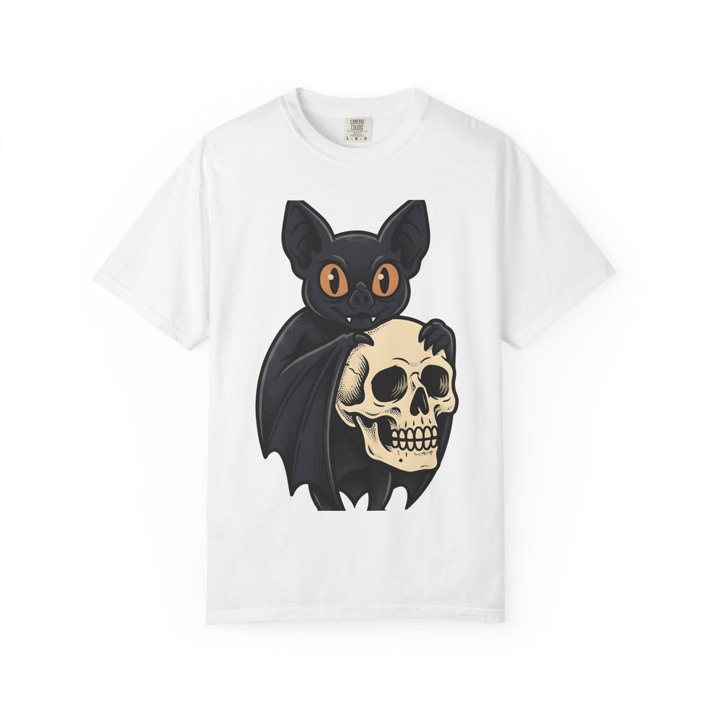 Bat Skull Shirt Halloween Gothic Gift Women Cartoon Tee Skull T-Shirt Horror Fan Spooky Tshirt Dark Graphic Vintage Eyes Tshirt
