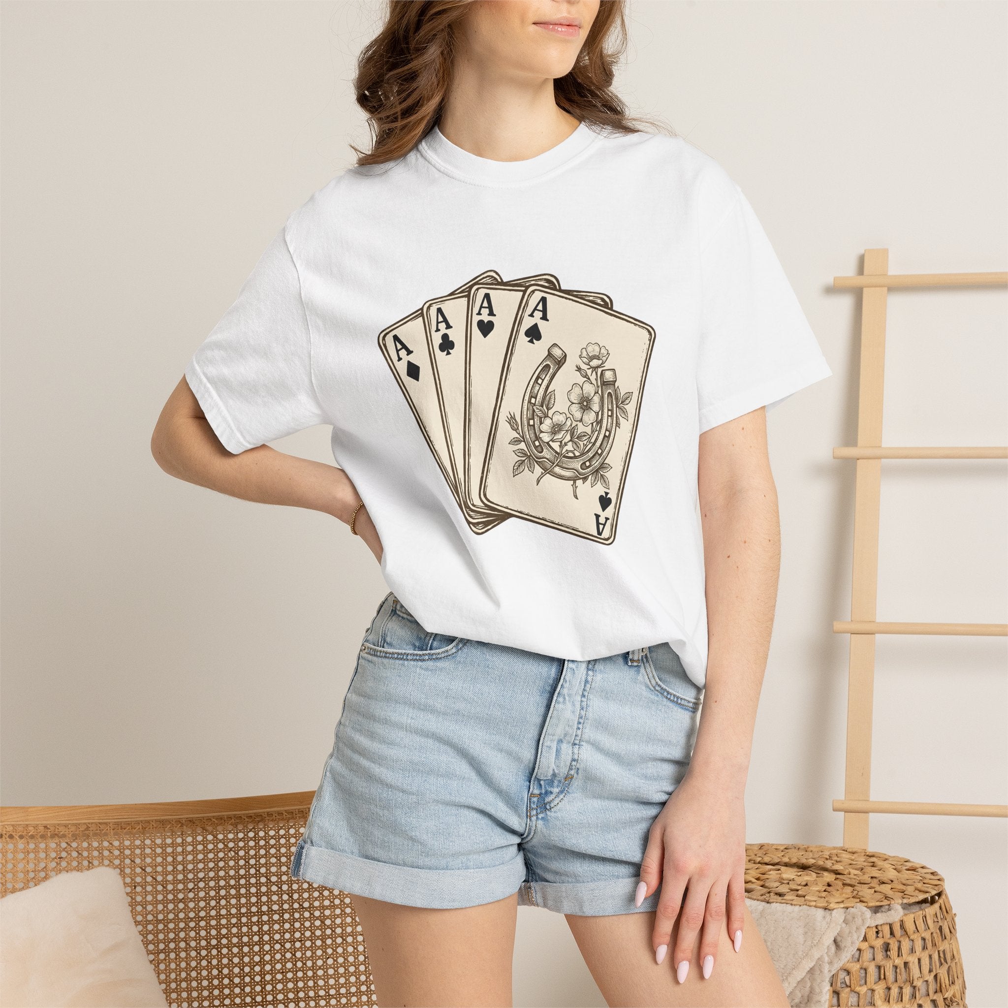 Playing Cards Shirt Cowgirl Gambling Gift Women Vintage Tee Poker T-Shirt Cowboy Fan Retro Tshirt Betting Graphic Western Horseshoe Tshirt