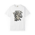 Human Heart Shirt Botanical Environment Gift Women Old School Tee Heart T-Shirt Botanical Fan Vintage Tshirt Eco Graphic Illustration Berry