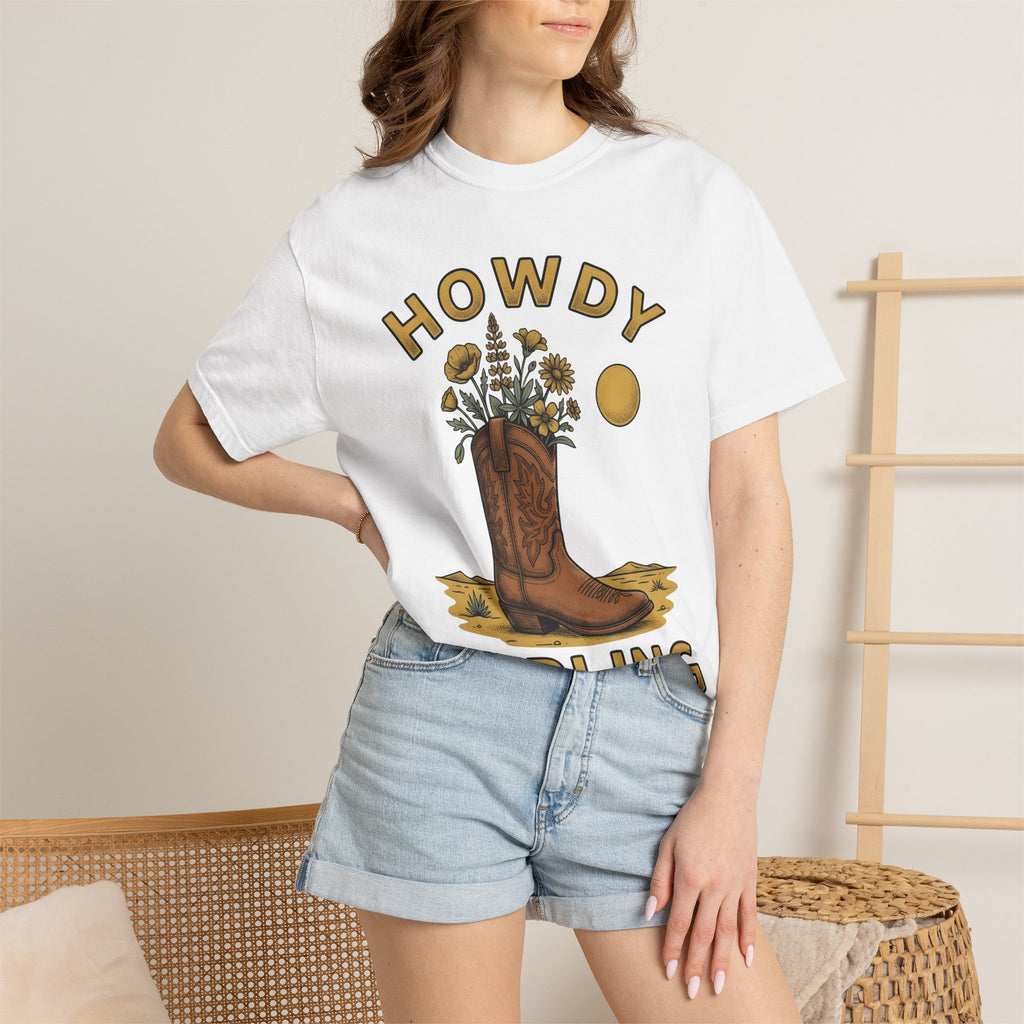 Riding Boot Shirt Cowgirl Farm Gift Women Antique Tee Riding Boots T-Shirt Rodeo Fan Vintage Tshirt Ranch Graphic Doodle Wild Blooms Tshirt