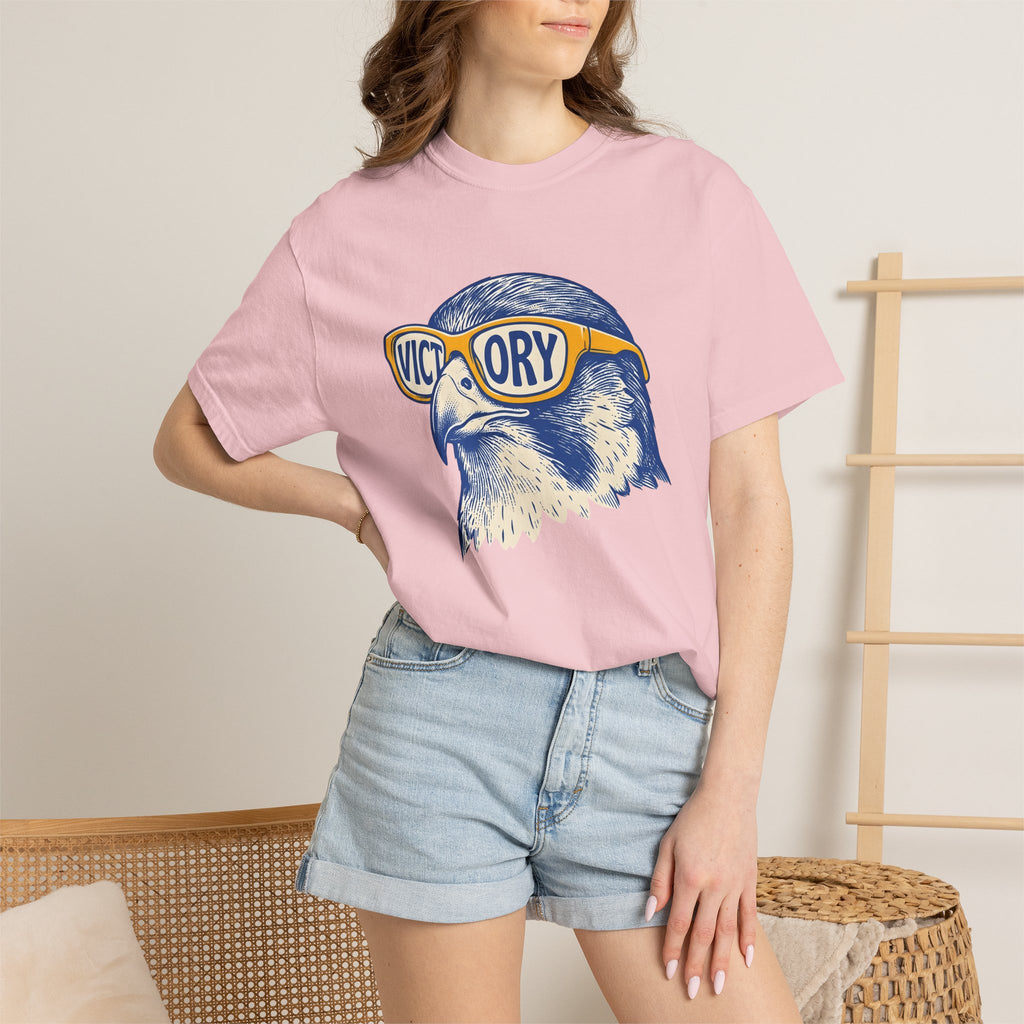 Eagle Shades Shirt Funny Wildlife Gift Women Retro Tee Sunglasses T-Shirt Humor Fan Vintage Tshirt Animal Graphic Sketch Eyewear Tshirt