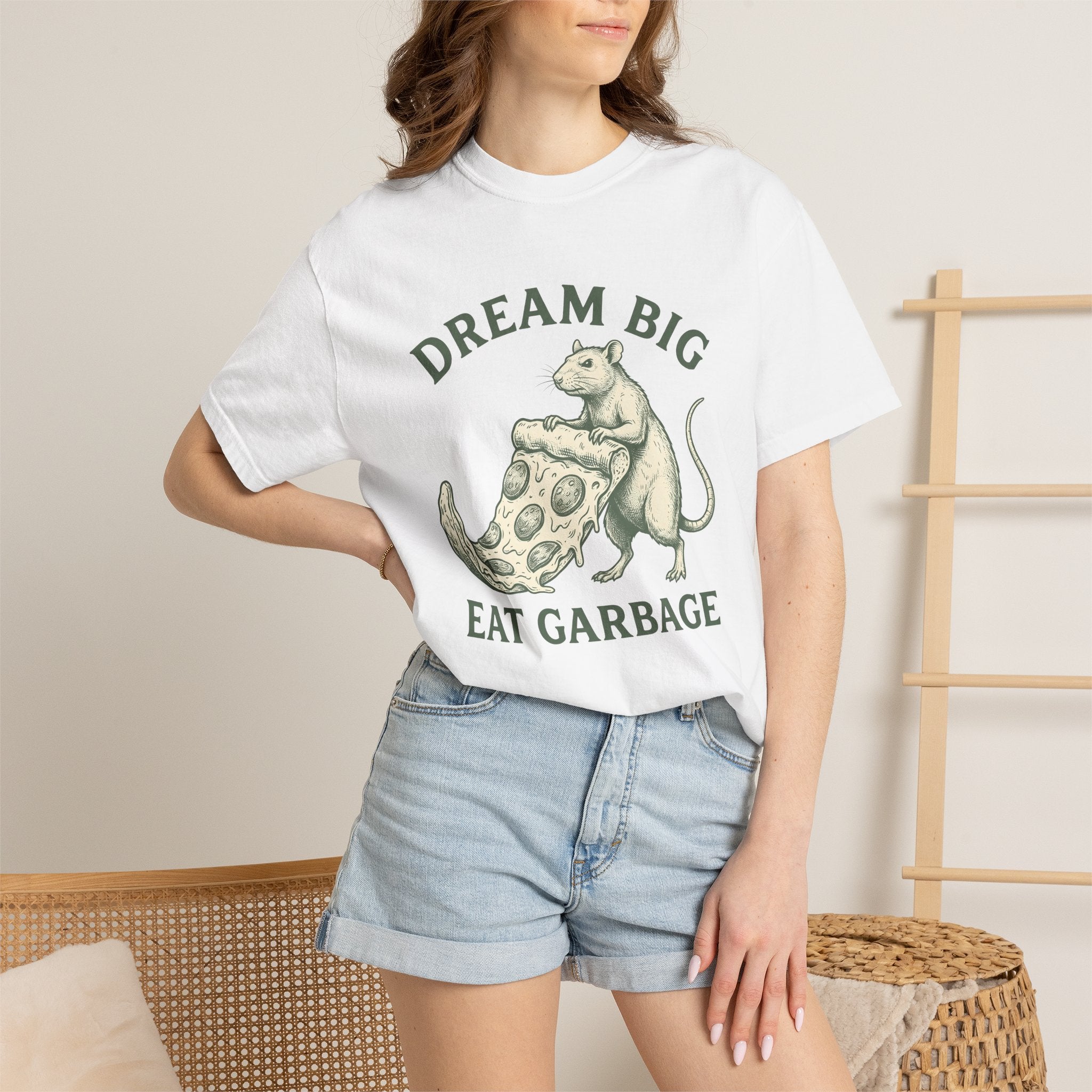 Rat Pizza Shirt Funny Animal Gift Women Vintage Tee Pizza T-Shirt Humor Fan Retro Tshirt Creature Graphic Hand Drawn Food Tshirt
