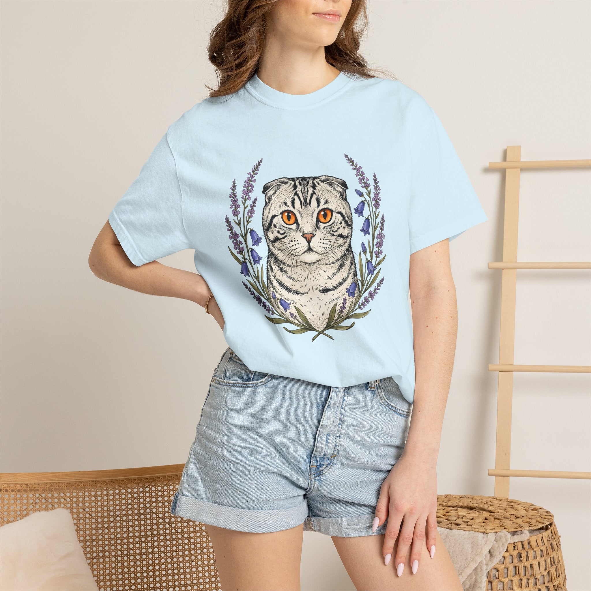 Striped Cat Shirt Cat Botanicals Gift Women Sketch Tee Tabby Cat T-Shirt Cat Fan Feline Graphic Tshirt Retro Garden Flowers Tshirt