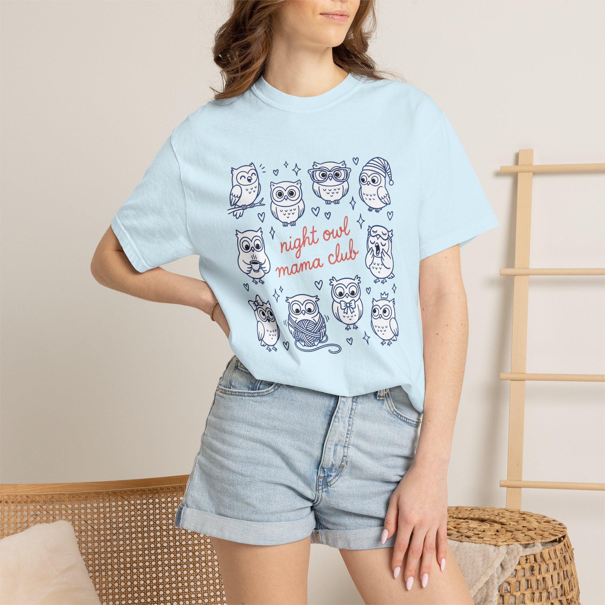 Owl Graphic Shirt Mom Animals Gift Women Doodle Tee Hoot Owl T-Shirt Mother Fan Wildlife Graphic Tshirt Hand Drawn Hearts Tshirt
