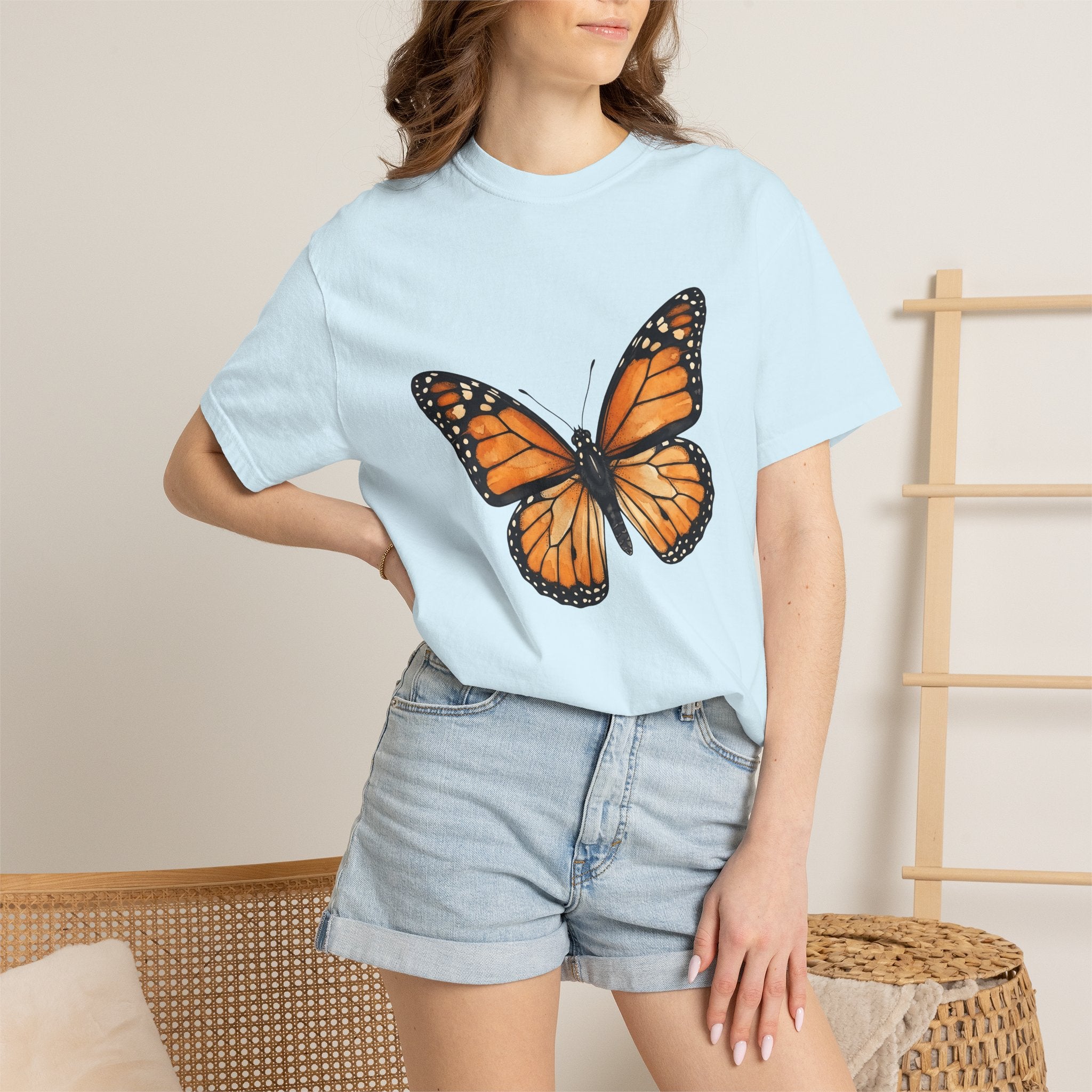 Monarch Butterfly Shirt Animals Wildlife Gift Women Watercolor Tee Butterfly T-Shirt Animal Fan Watercolour Tshirt Wildlife Graphic Simple