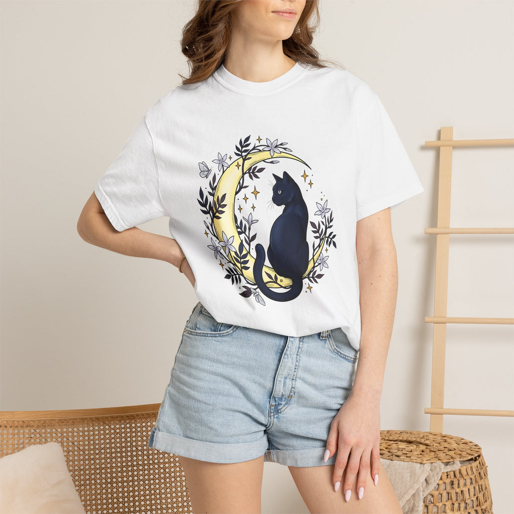 Black Cat Crescent Shirt Cat Astrology Gift Women Hippie Tee Cat T-Shirt Cat Fan Boho Tshirt Zodiac Graphic Spiritual Flower Tshirt