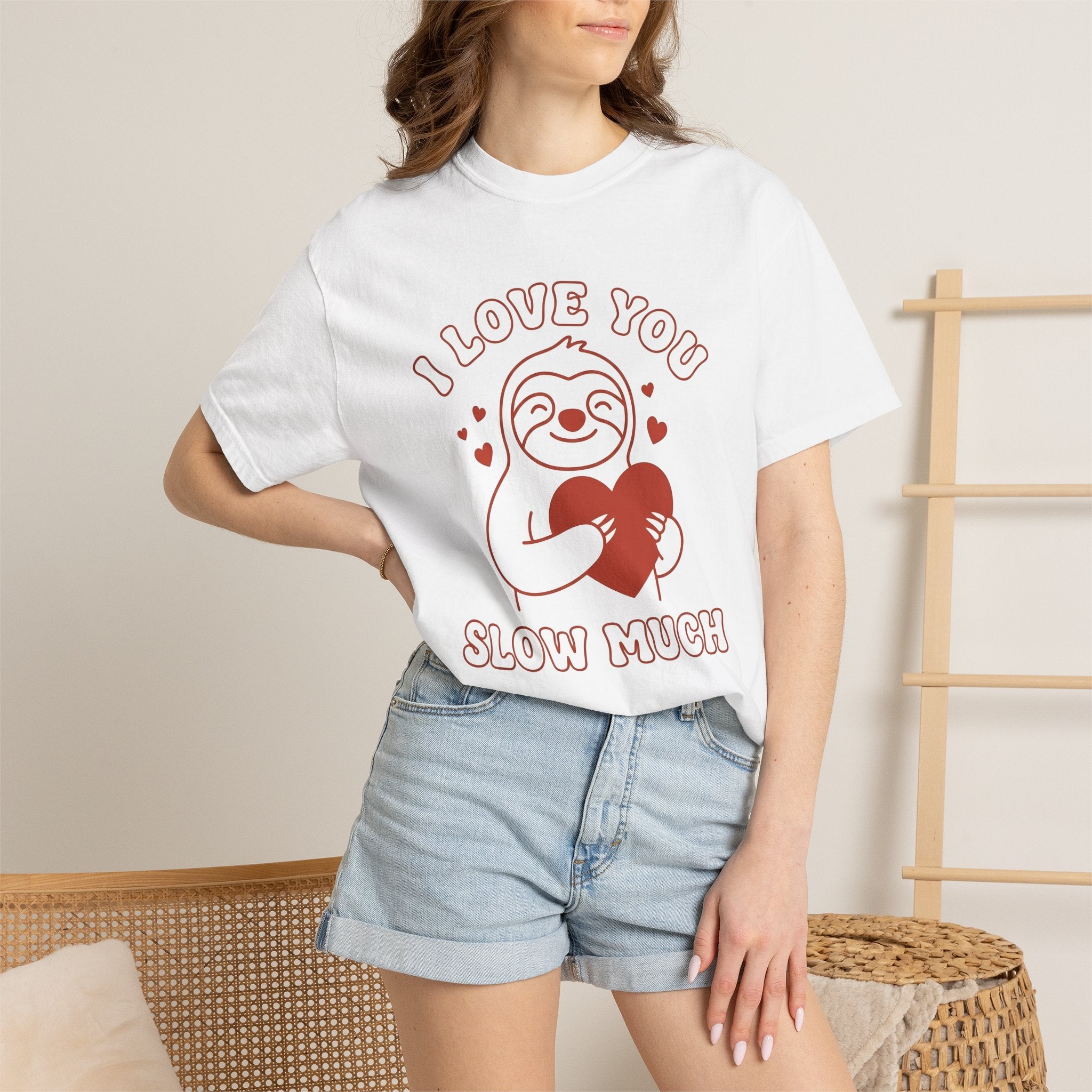 Sloth Heart Shirt St. Valentine's Day Animal Gift Women Cute Tee Heart T-Shirt Valentine Fan Adorable Tshirt Creature Graphic Minimalist