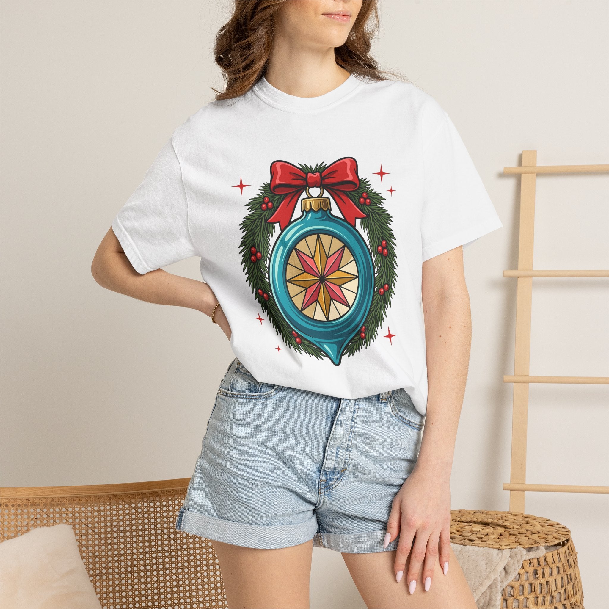Decoration Wreath Shirt Christmas Celebration Gift Women Graphic Tee Wreath T-Shirt Christmas Fan Graphic Tshirt Party Graphic Retro Red