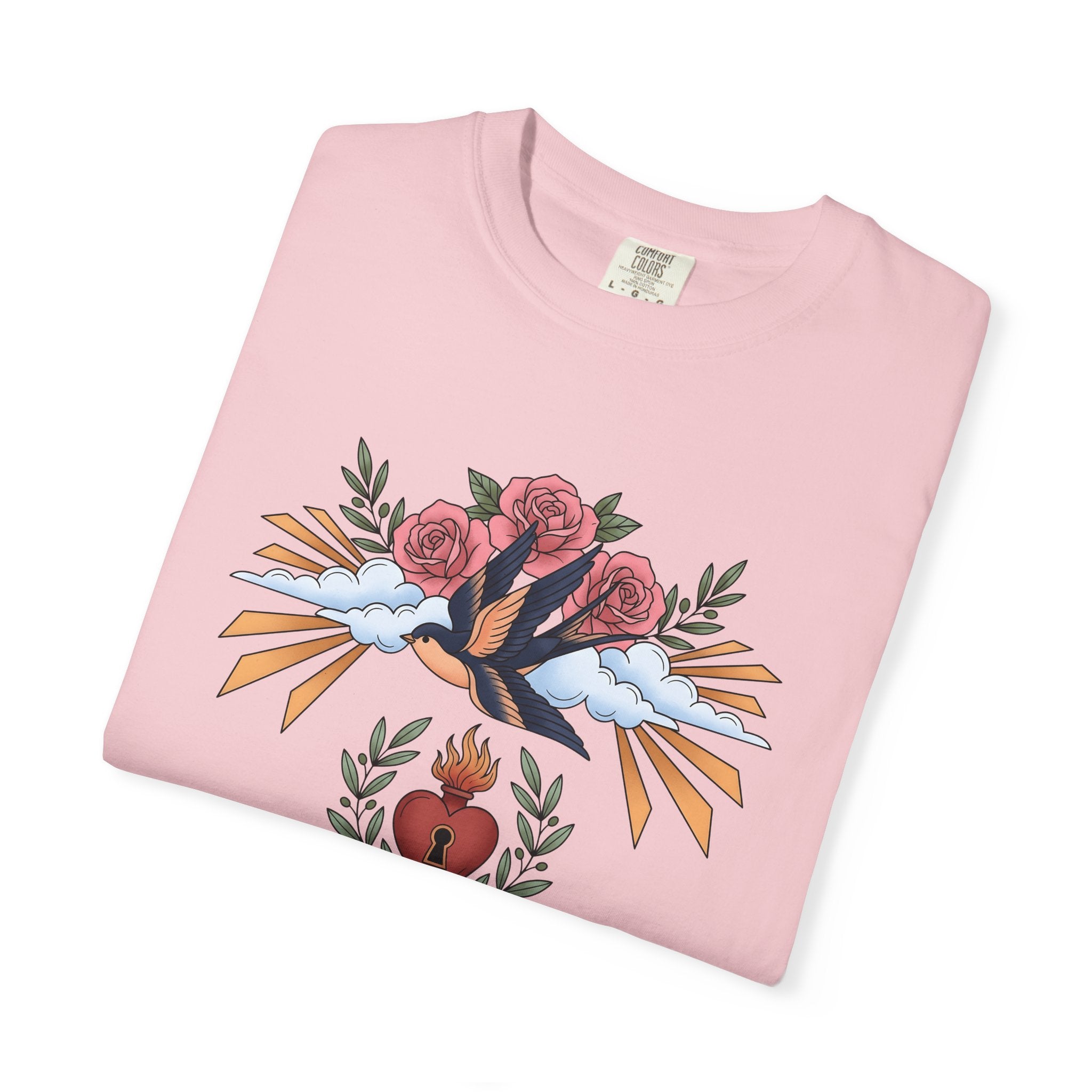 Swallow Shirt Animals & Flowers Hippie Gift Women Neo Traditional Tee Barn Swallow T-Shirt Floral Fan Vintage Tshirt Bohemian Graphic