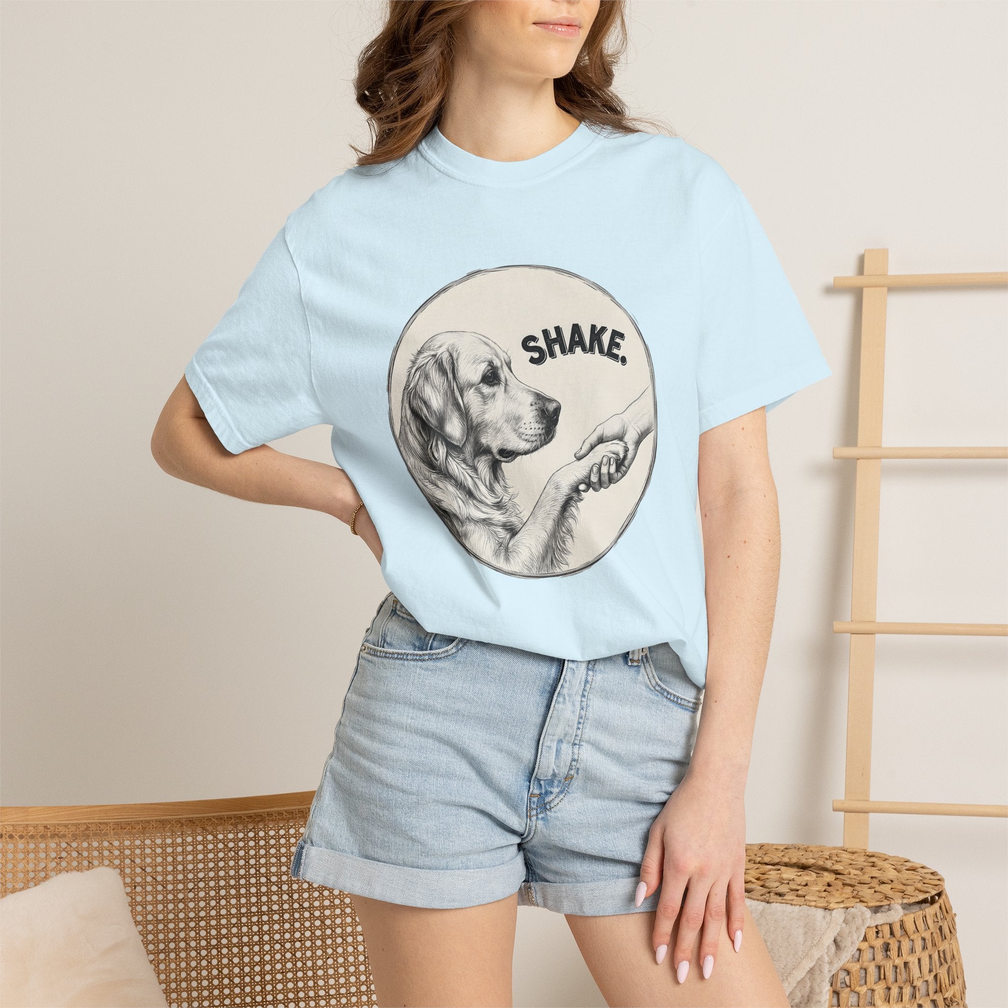 Golden Retriever Shirt Dog Pet Gift Women Hand Drawn Tee Retriever T-Shirt Dog Fan Illustrated Graphic Dog Graphic Vintage Handshake Tshirt