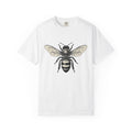 Bee Shirt Animals Nature Gift Women Vintage Tee Honeybee T-Shirt Wildlife Enthusiast Retro Tshirt Environmental Graphic Hand Drawn Wings
