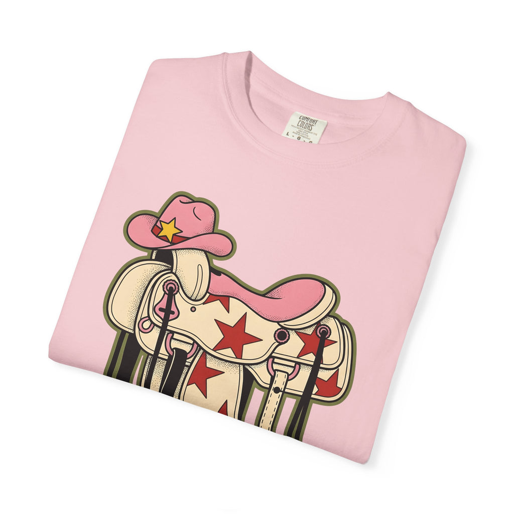 Western Saddle Shirt Cowgirl Western Gift Women Bold Graphic Tee Saddle T-Shirt Rodeo Fan Graphic Tshirt Country Graphic Retro Cowboy Hat