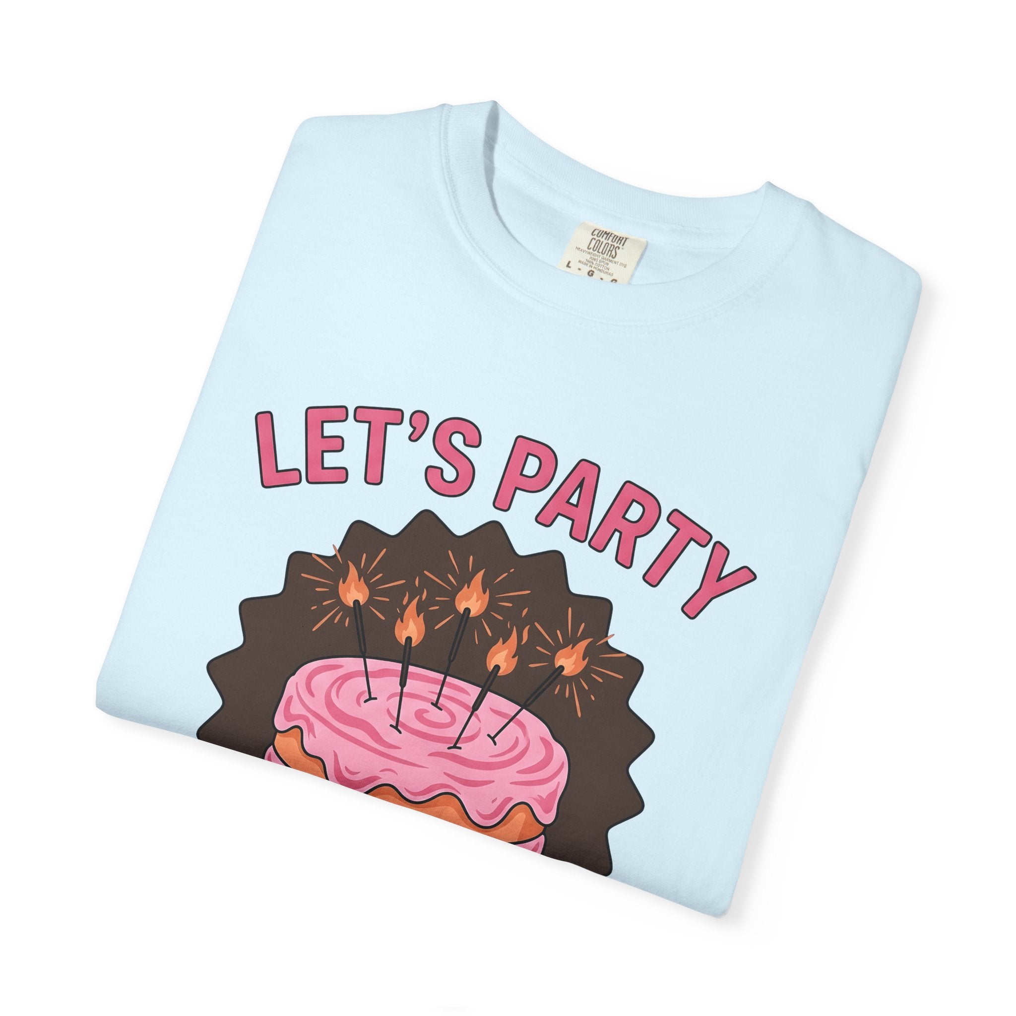 Birthday Cake Shirt Birthday Celebration Gift Women Comic Tee Cake T-Shirt Birthday Fan Party Tshirt Party Graphic Vintage Candles Tshirt