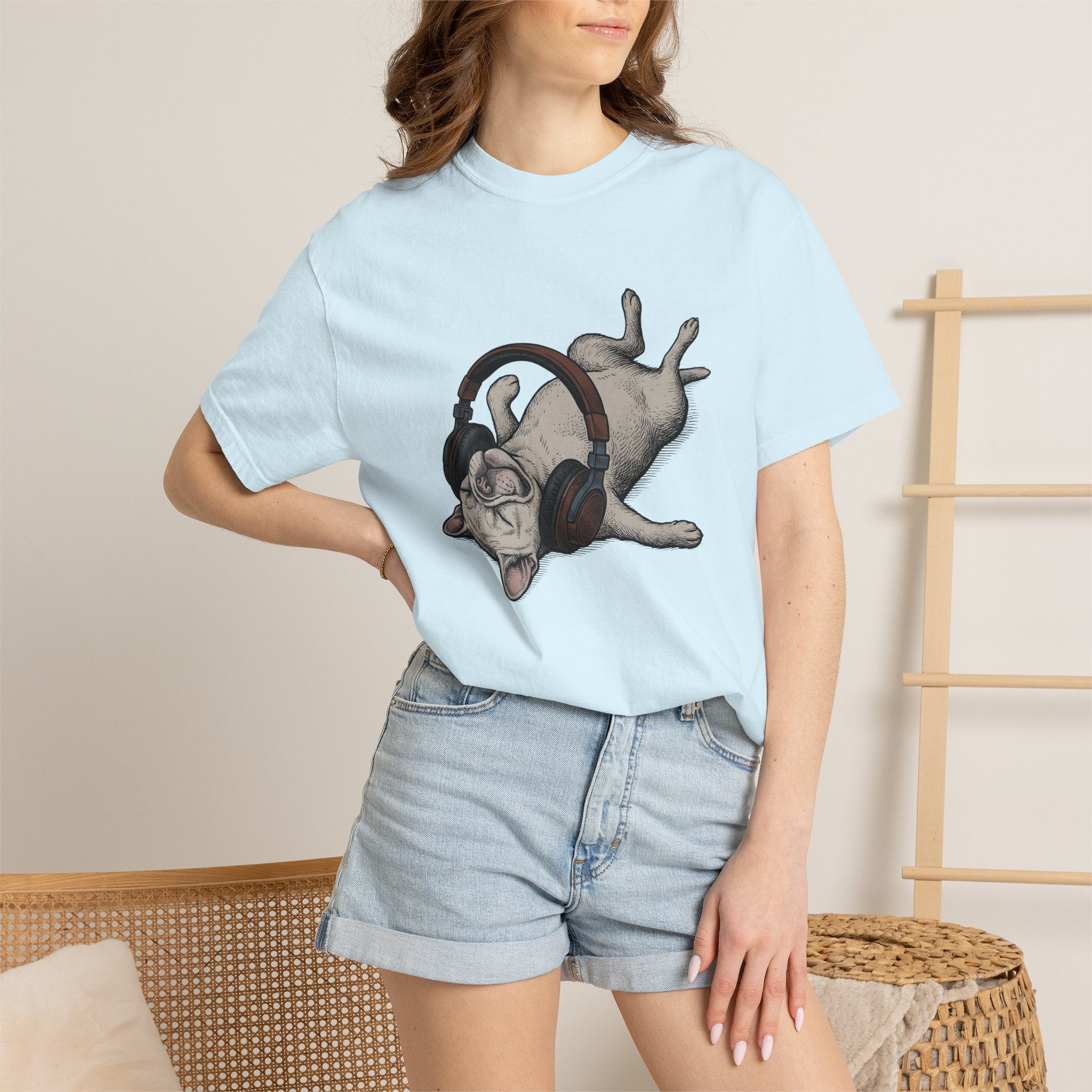 French Bulldog Shirt Dog Instruments Gift Women Cartoon Tee Bulldog T-Shirt Dog Fan Toon Tshirt Music Graphic Hand Drawn Headphones Tshirt