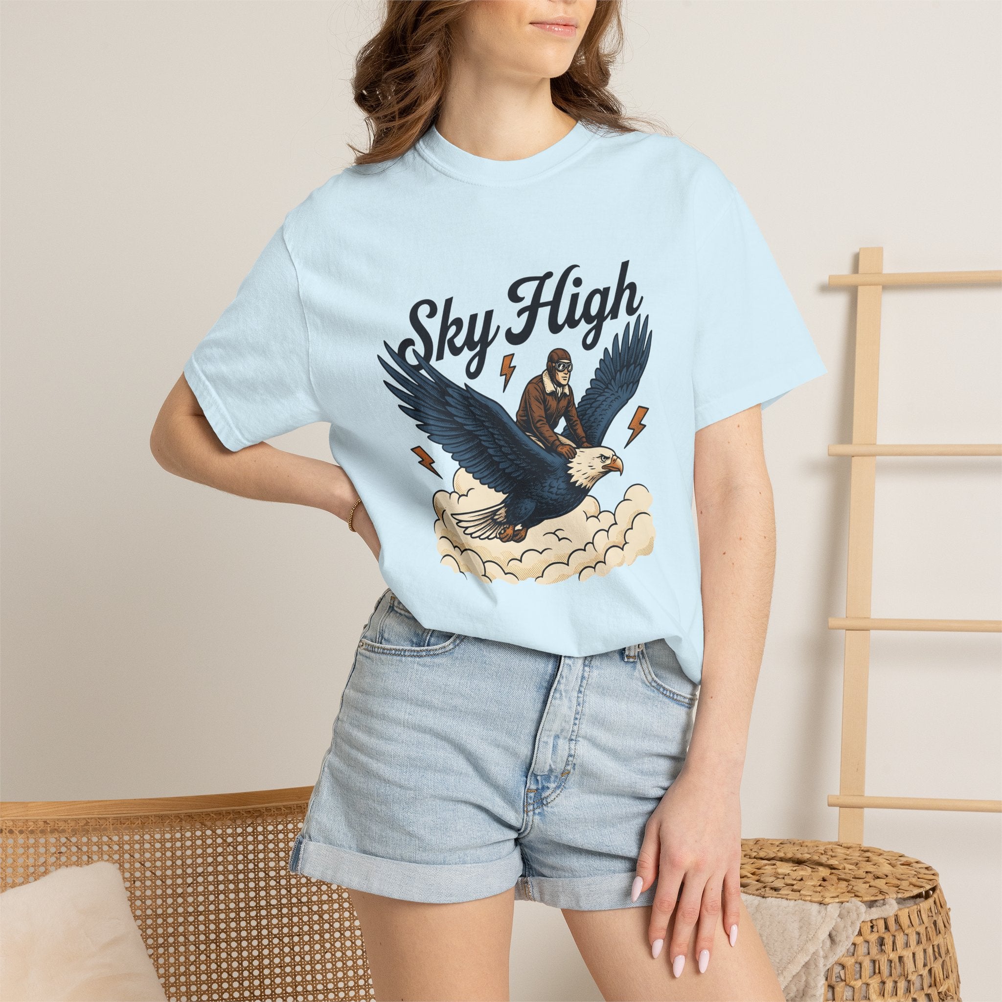 Flying Eagle Shirt Eagle Journey Gift Women Retro Tee Bald Eagle T-Shirt Eagle Fan Vintage Tshirt Travel Graphic Old School Cloudscape
