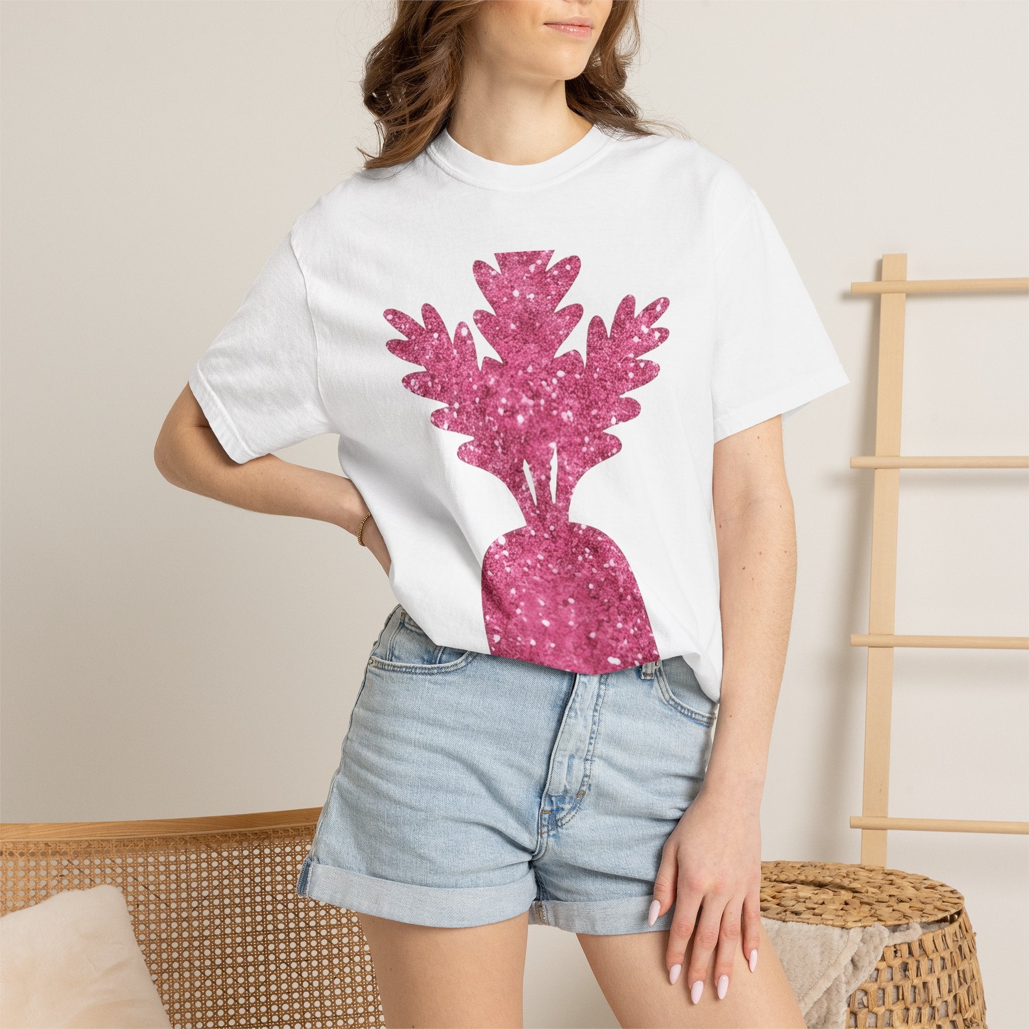 Shiny Carrot Shirt Easter Flowers Gift Women Glitter Tee Carrot T-Shirt Bunny Fan Orange Tshirt Floral Graphic Simple Rose Design Tshirt