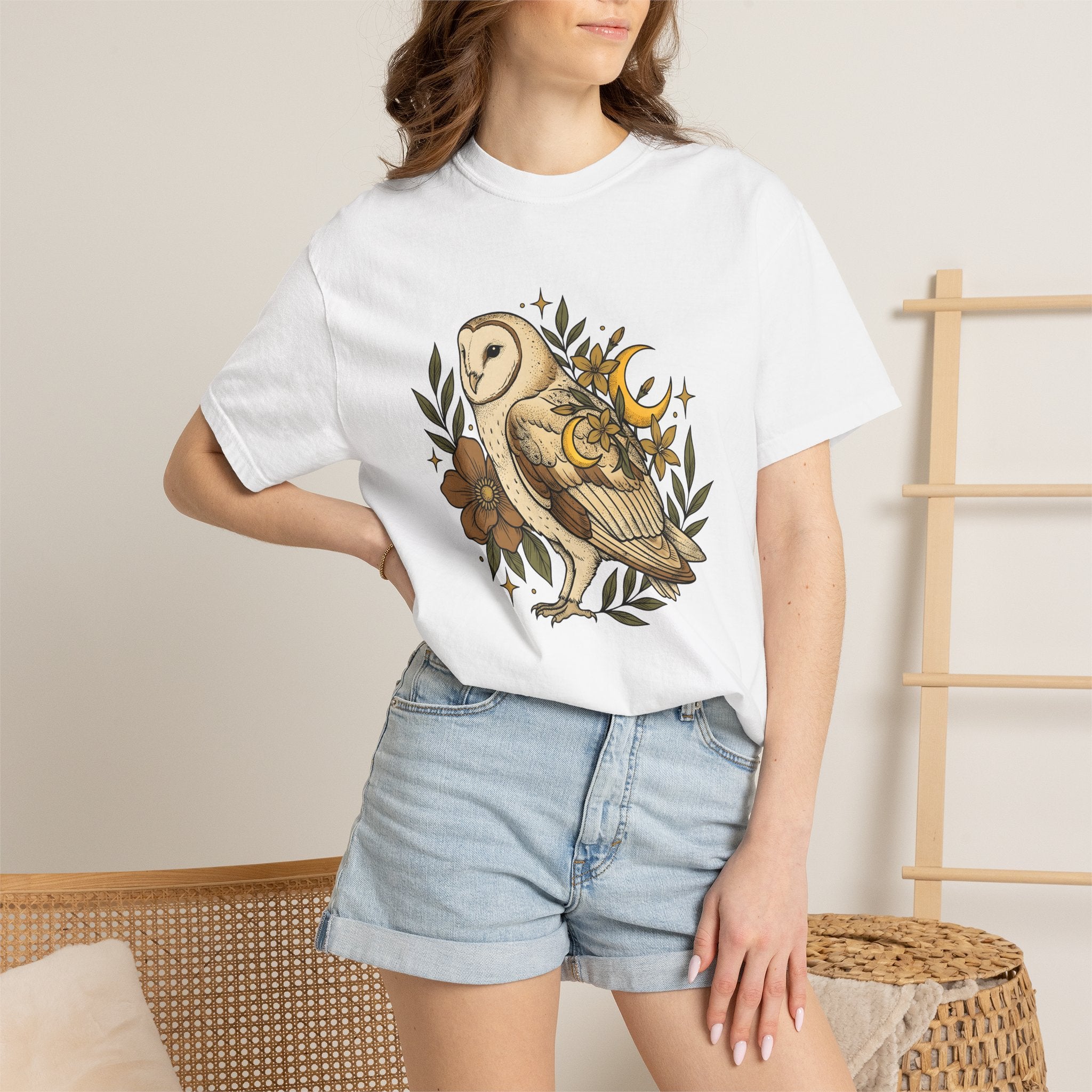 Barn Owl Shirt Animals & Flowers Hippie Gift Women Line Art Tee Owl T-Shirt Animal Fan Owl Tshirt Bohemian Graphic Hand Drawn Moon Tshirt