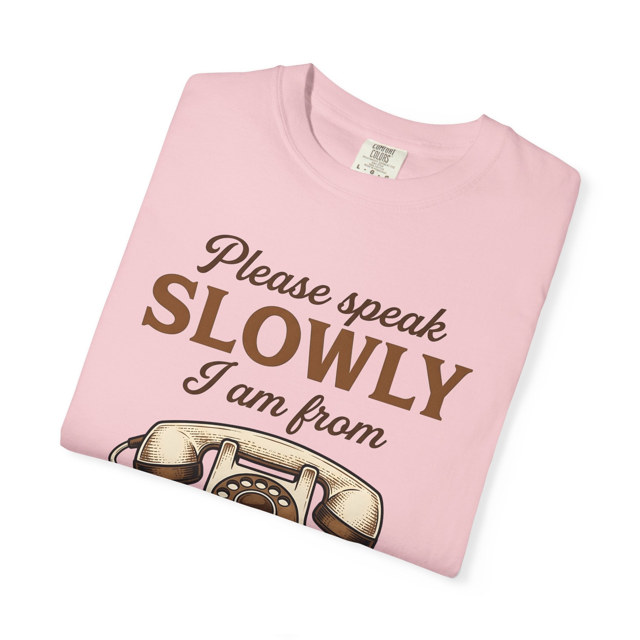 Antique Phone Shirt Mom Souvenirs Gift Women Rustic Tee Old Phone T-Shirt Mom Fan Vintage Tshirt Memorabilia Graphic Line Art Nostalgic